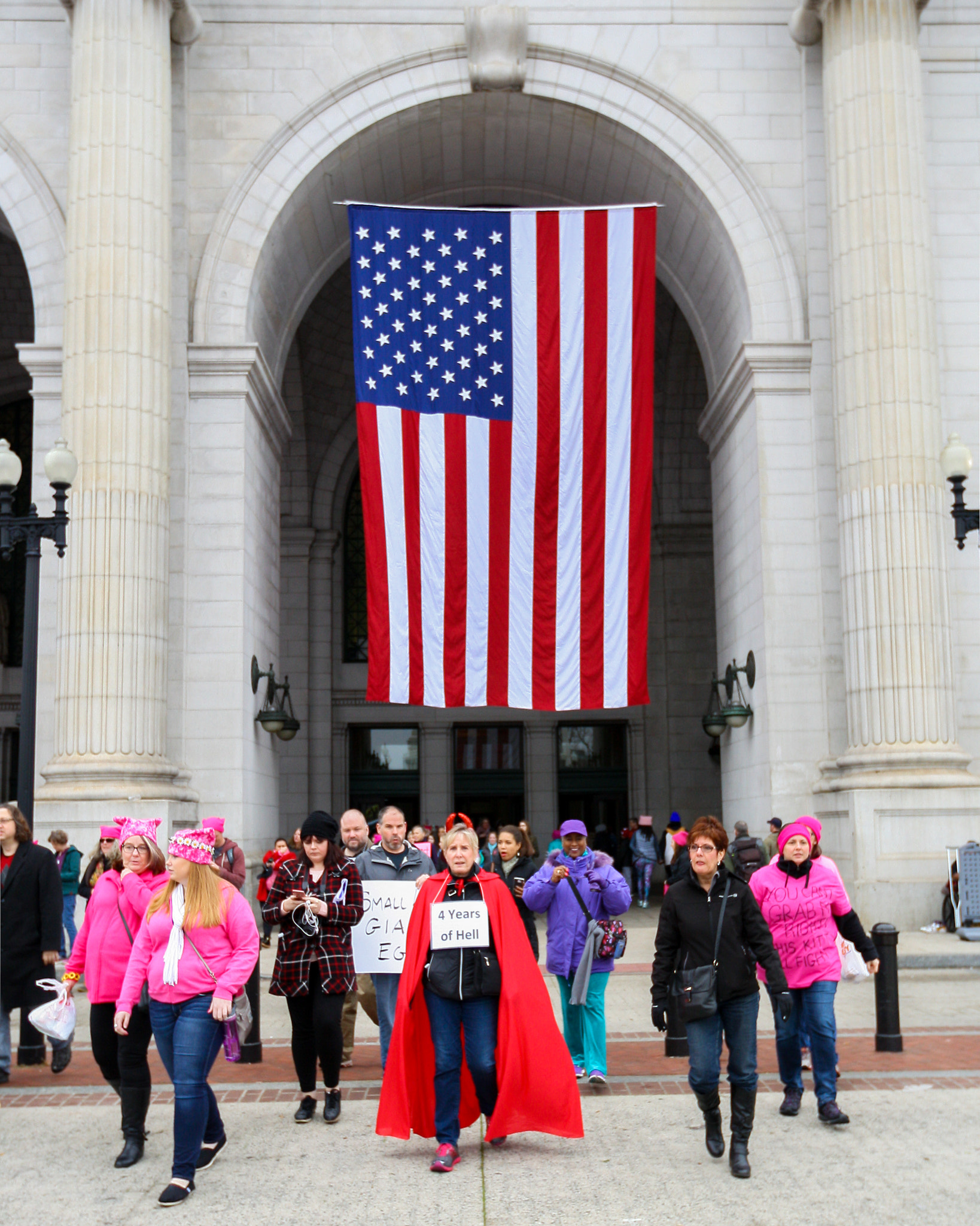 Canon EOS 1000D (EOS Digital Rebel XS / EOS Kiss F) sample photo. Women's march ed photography