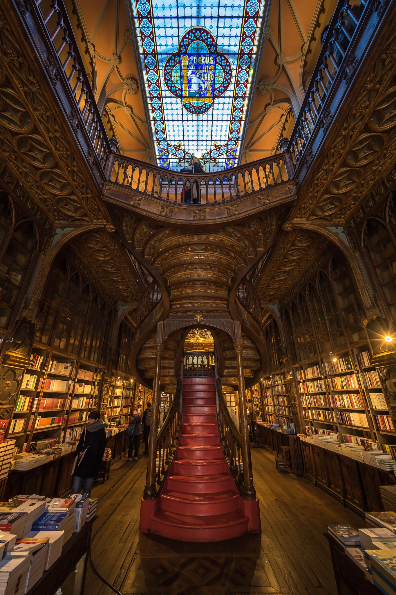Sony a7 II + Canon EF 40mm F2.8 STM sample photo. Livraria lello photography