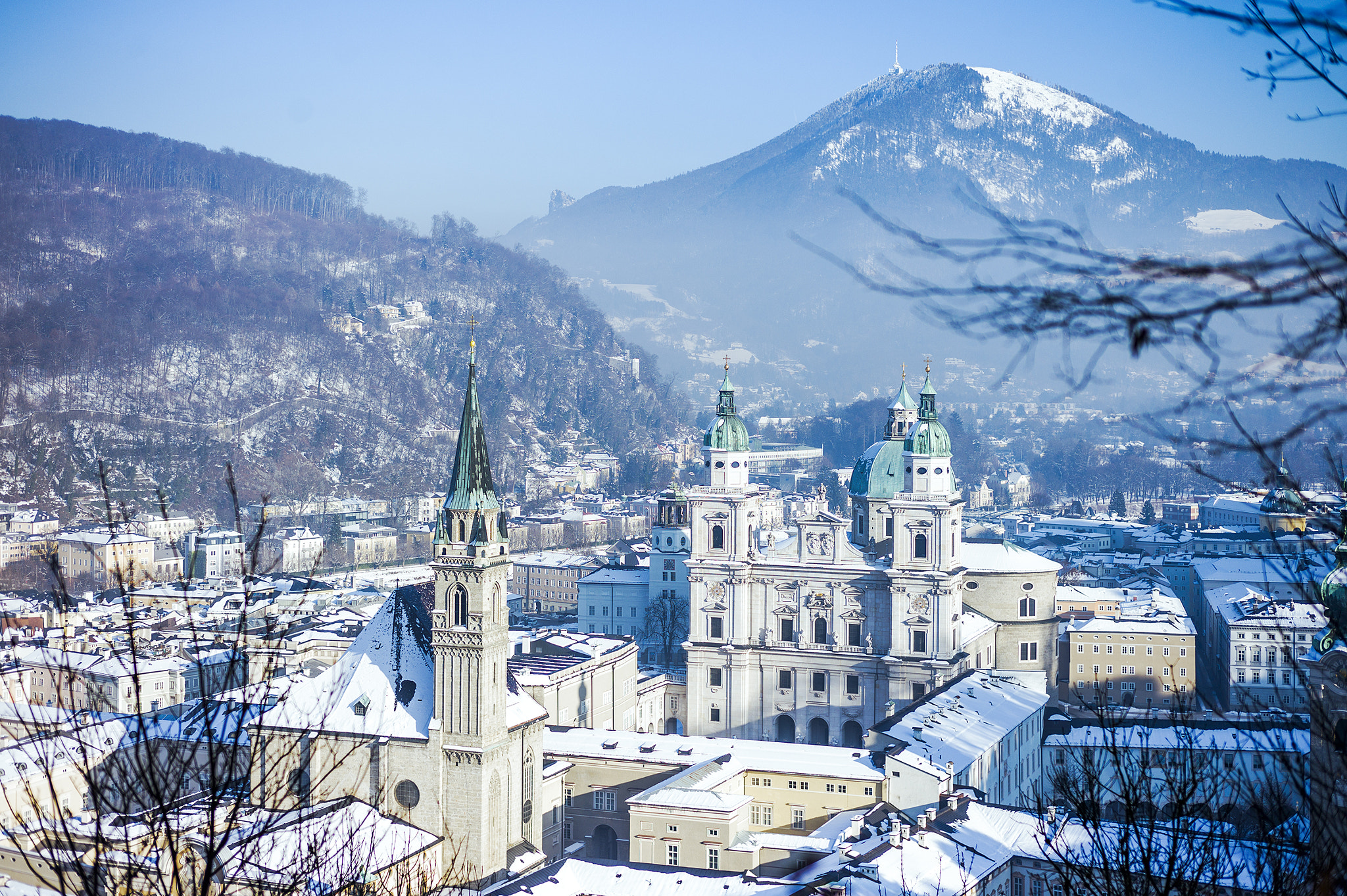 Leica M9 + Leica Summilux-M 50mm F1.4 ASPH sample photo. Salzburg winter photography