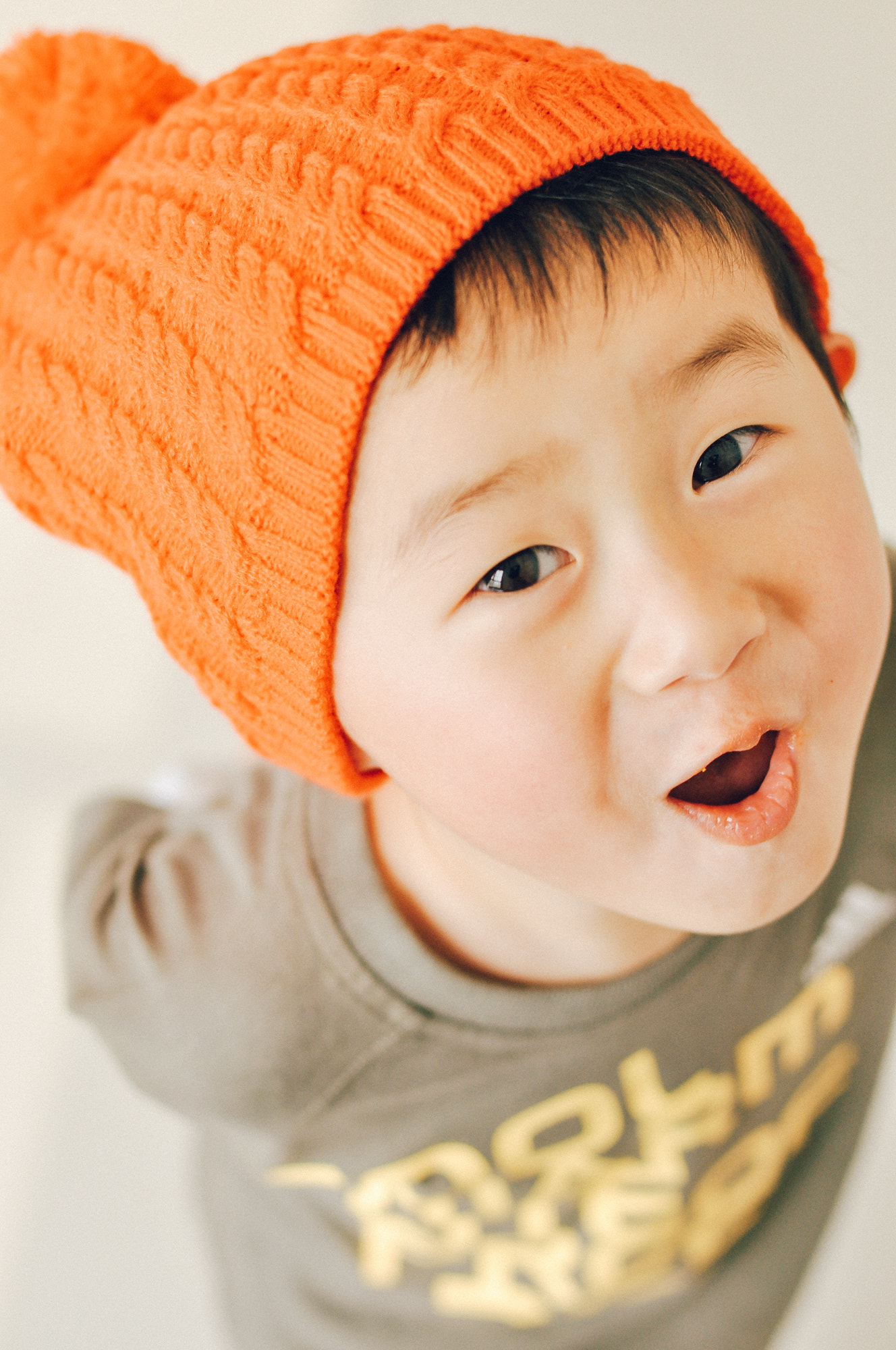 Nikon D90 + Nikon AF Nikkor 50mm F1.4D sample photo. Face photography