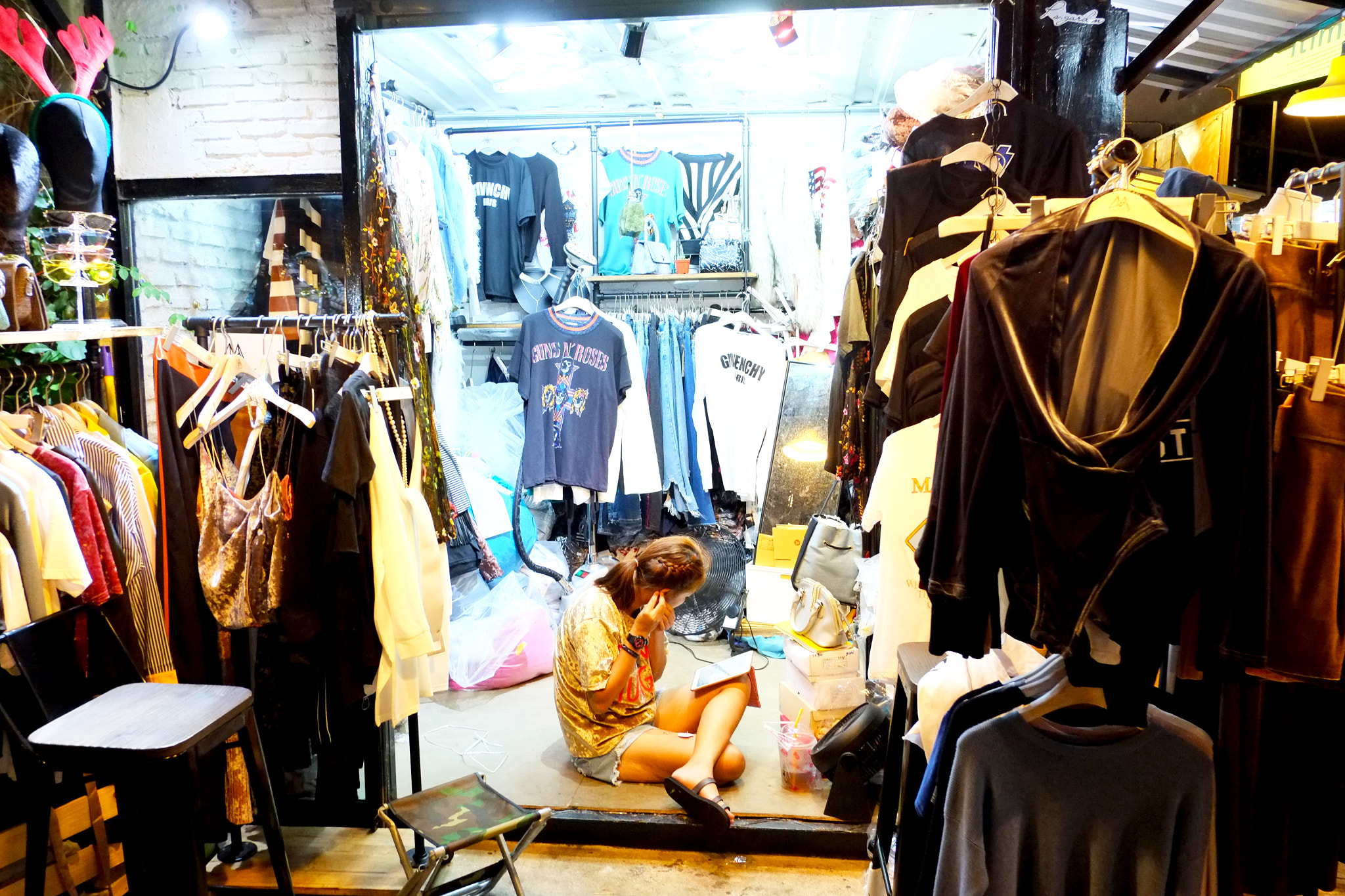 Fujifilm X-E1 + Fujifilm XF 18mm F2 R sample photo. No customer photography