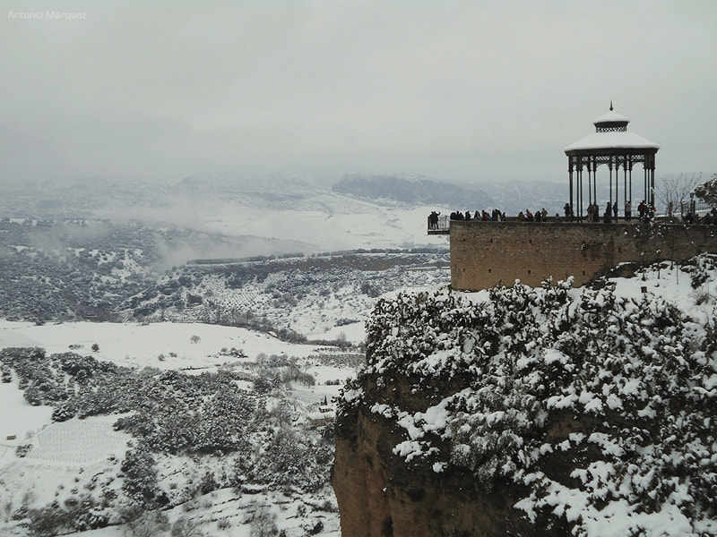 Nikon Coolpix S2900 sample photo. Ronda y la nieve photography