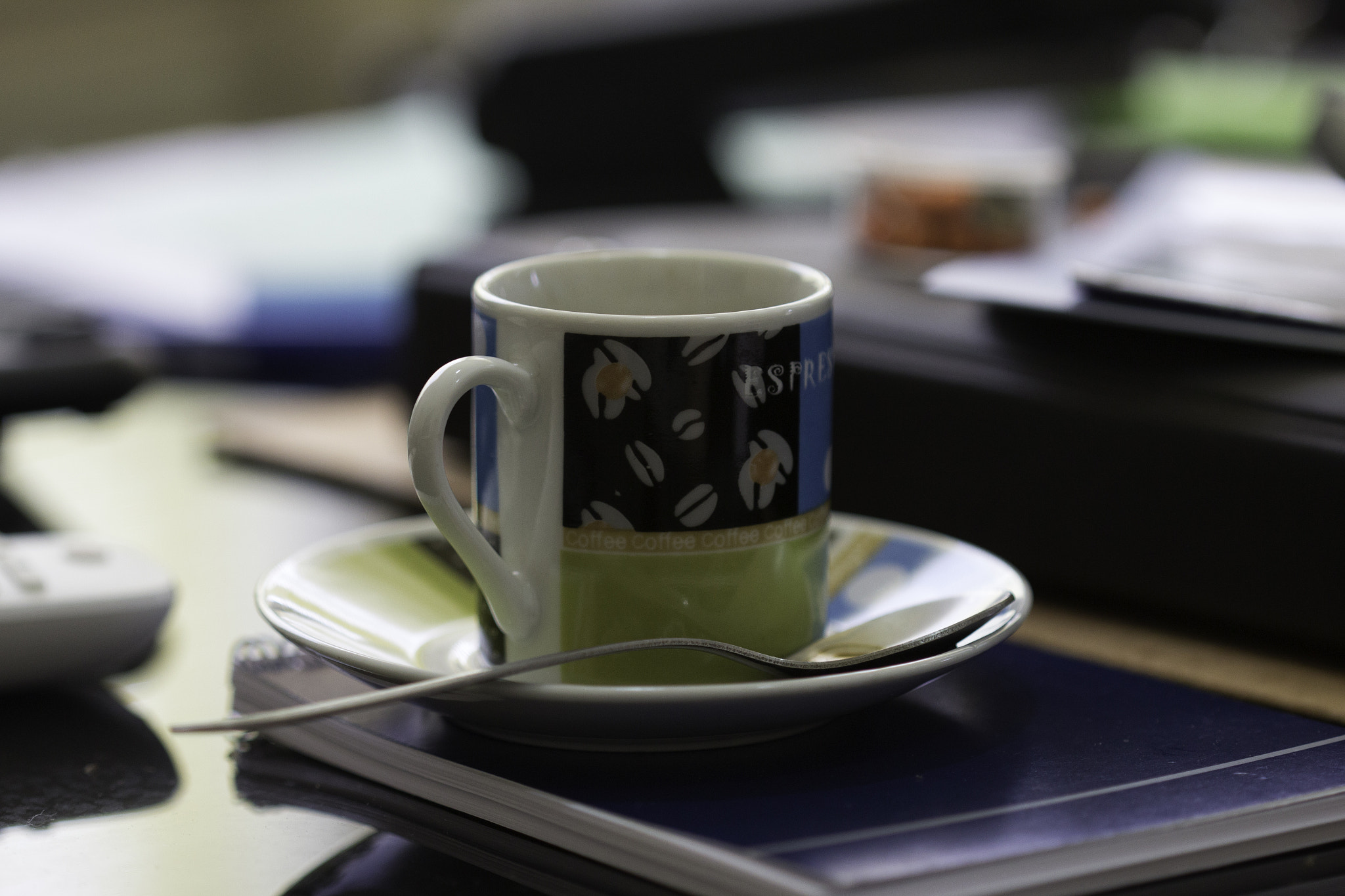 Canon EF 100mm F2.8 Macro USM sample photo. Just a coffee photography
