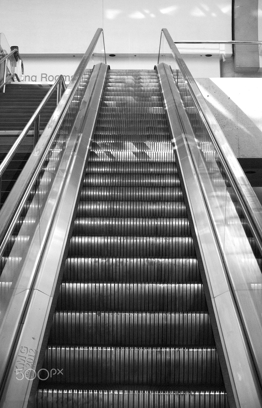 Nikon D70s sample photo. Going up o photography