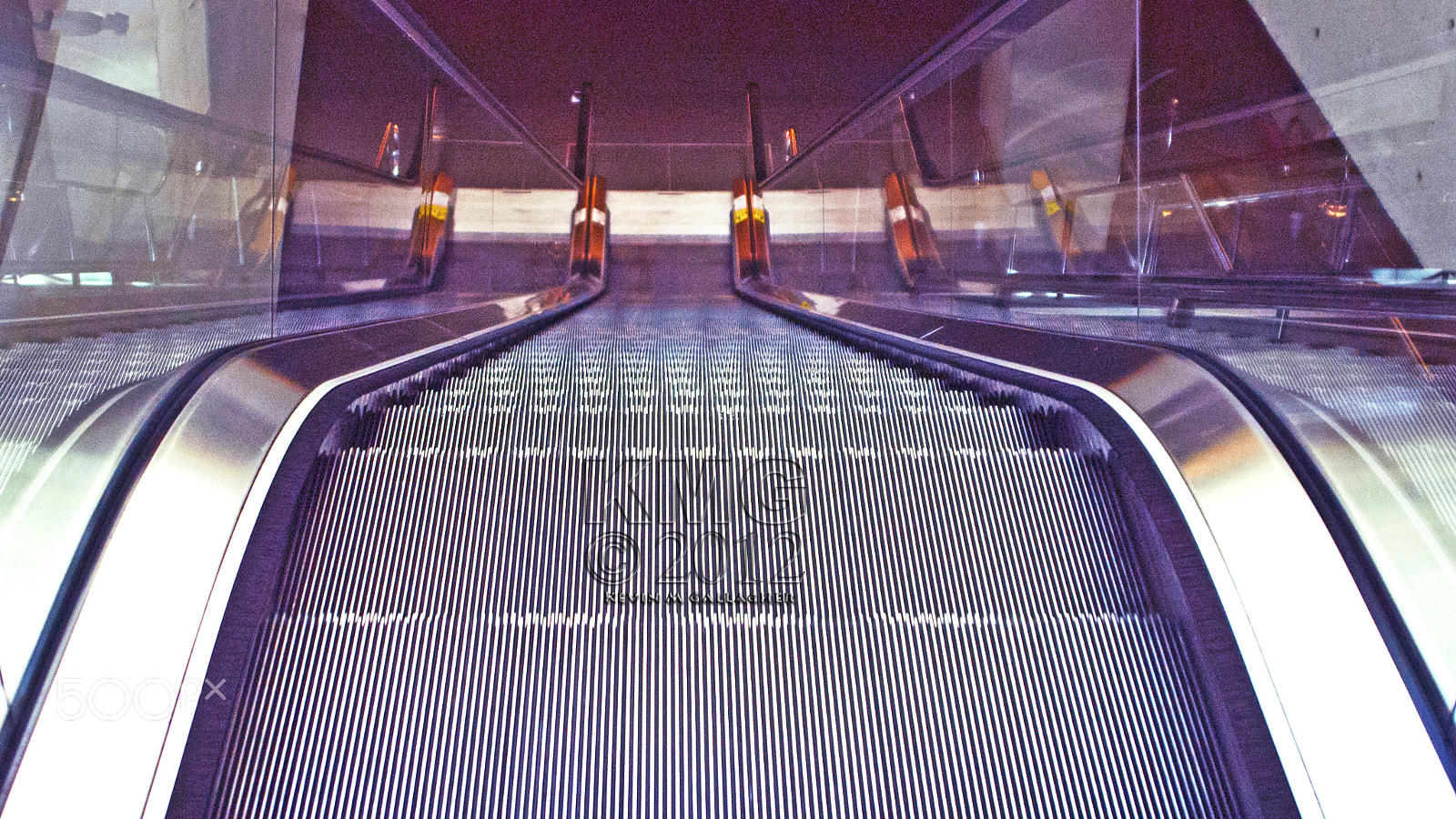Nikon D70s sample photo. Going down o photography