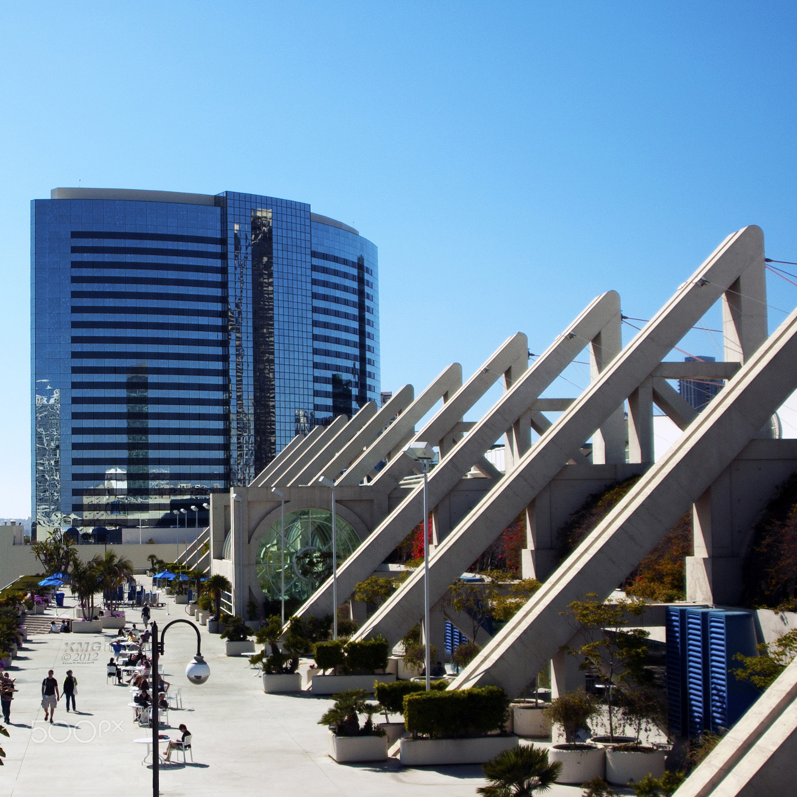 Nikon D70s sample photo. Marriott convention center o photography