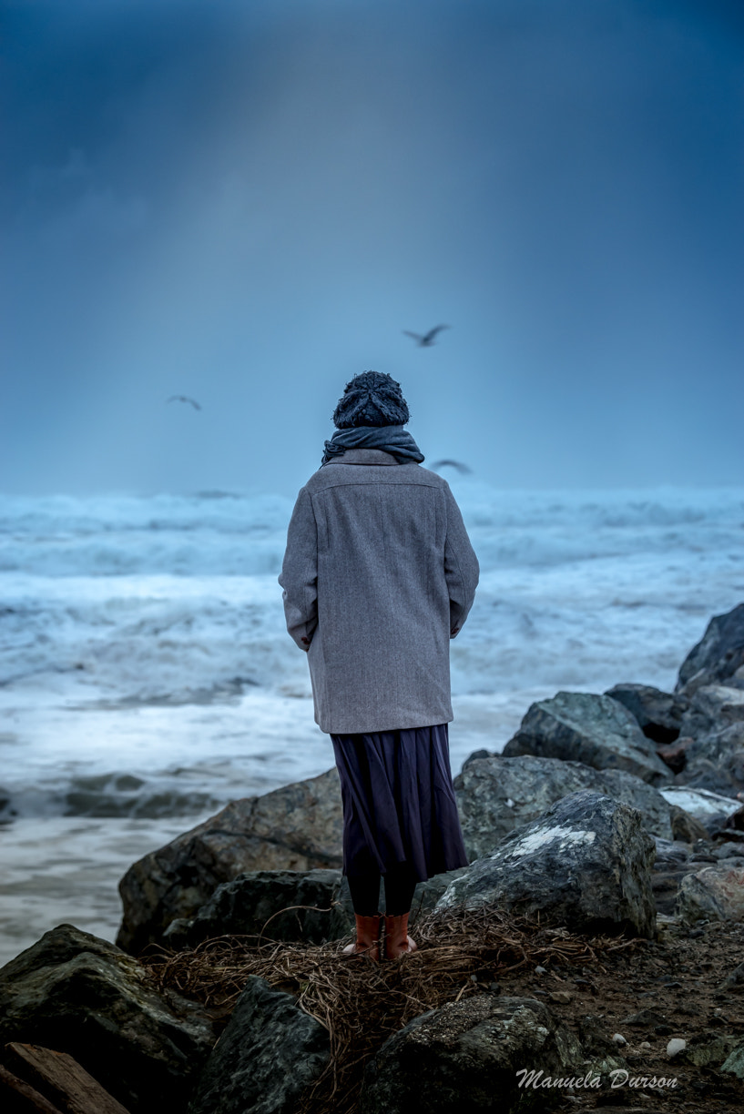 Pentax D FA* 70-200mm F2.8ED DC AW sample photo. The woman and the sea photography