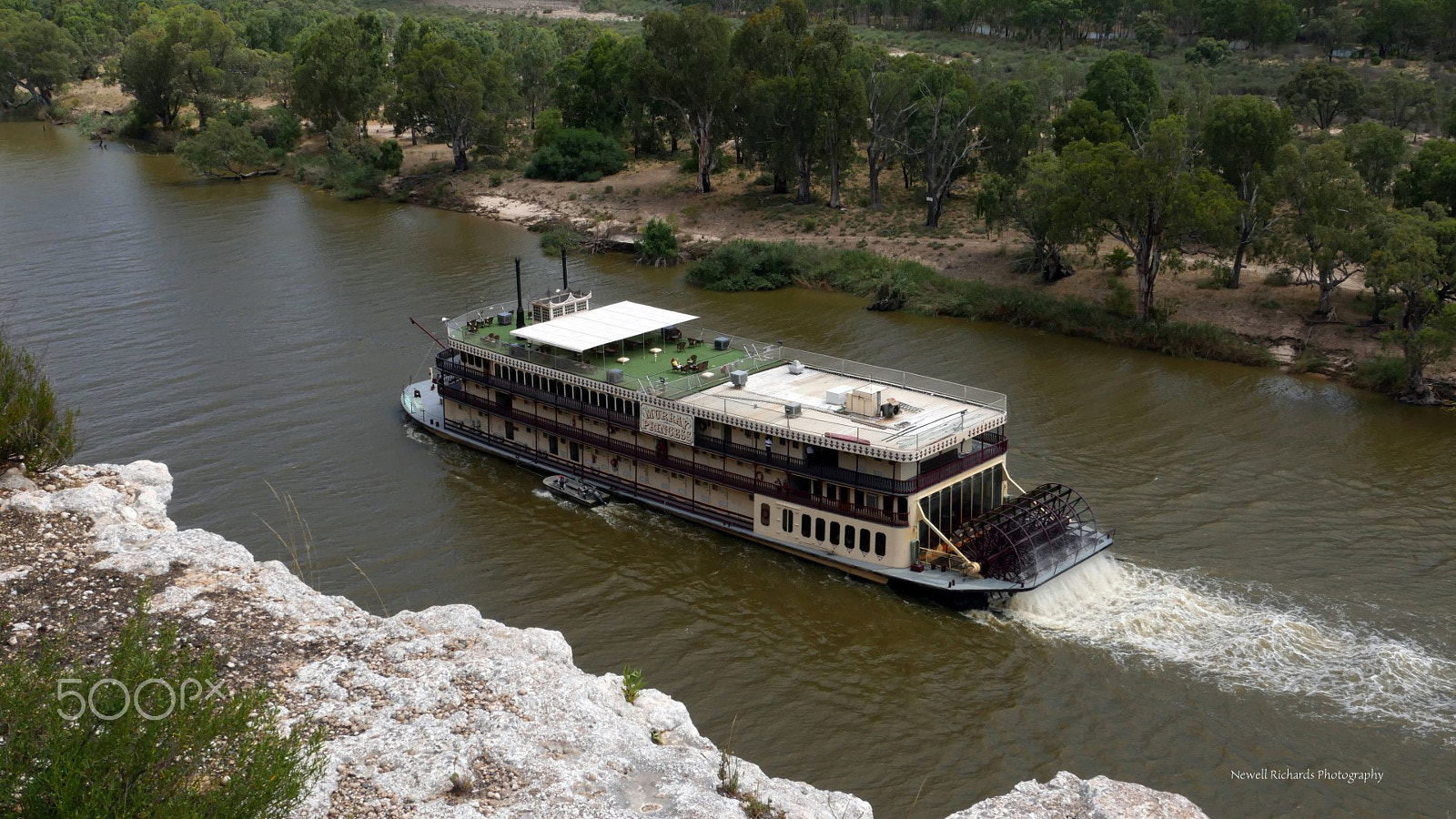 Panasonic Lumix DMC-G7 sample photo. Murray princess at river murray big bend (large) photography