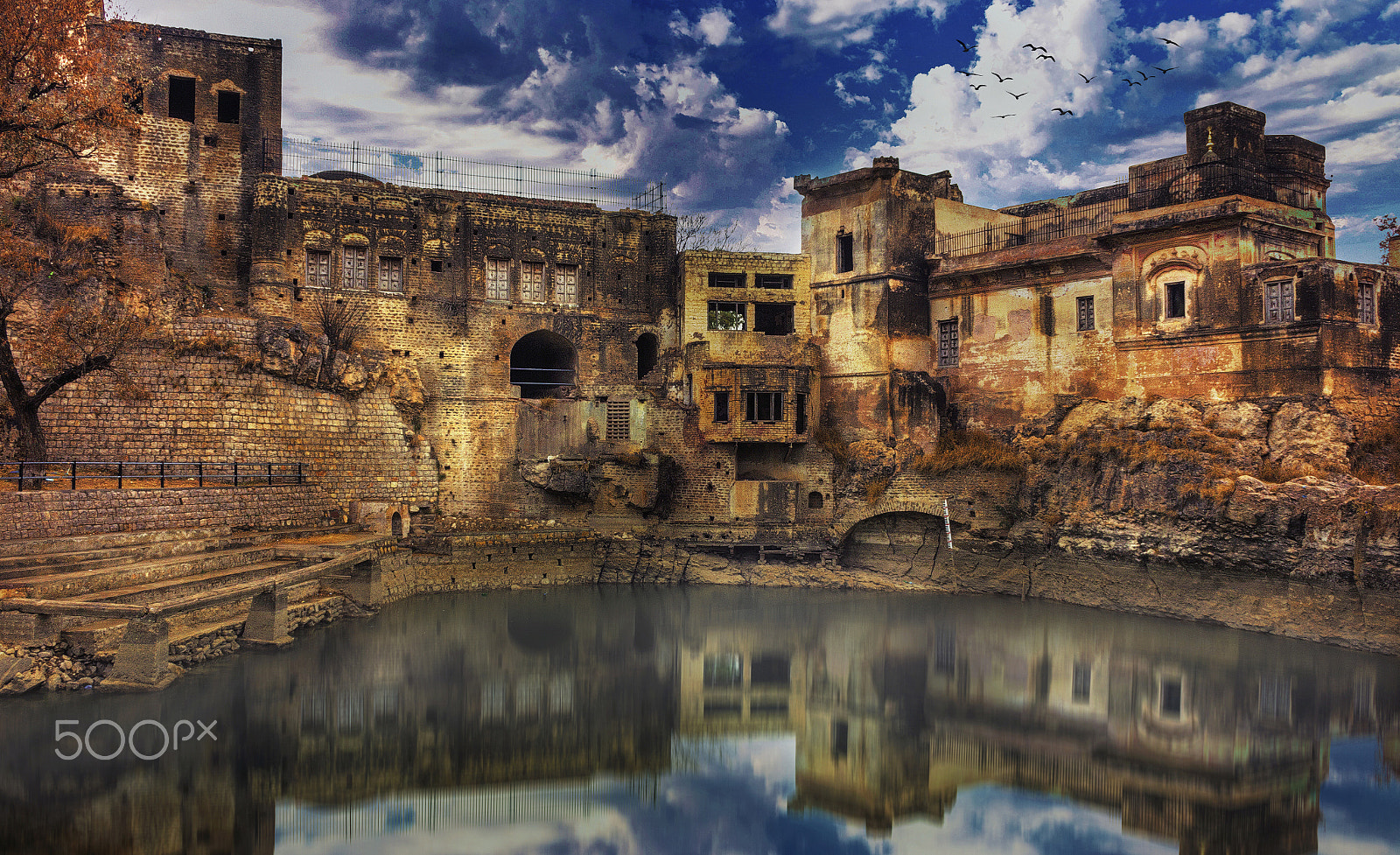 Canon EF-S 18-55mm F3.5-5.6 II sample photo. Teary temples photography