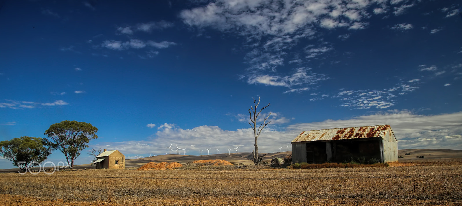 Sigma 24-105mm f/4 DG OS HSM | A sample photo. Old and new photography
