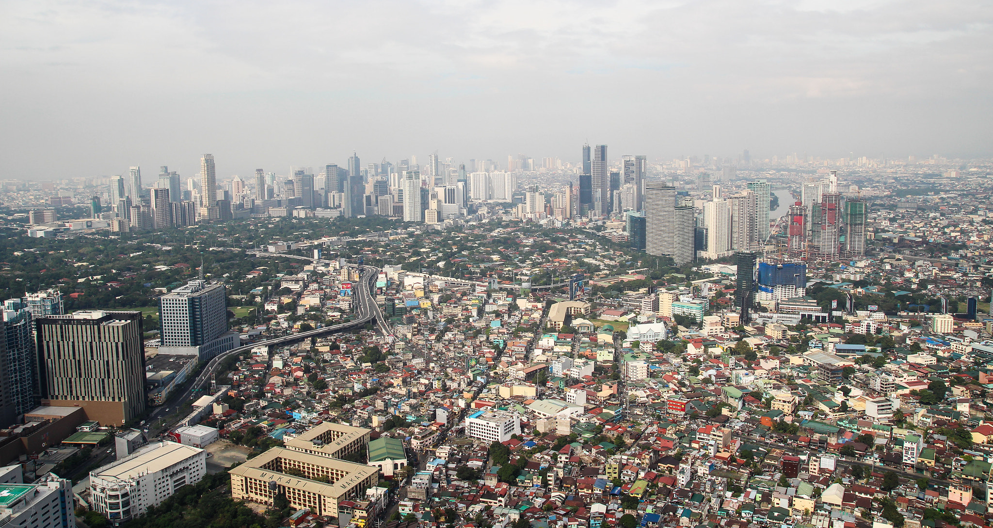 Tamron SP AF 17-50mm F2.8 XR Di II LD Aspherical (IF) sample photo. Metro manila ii photography