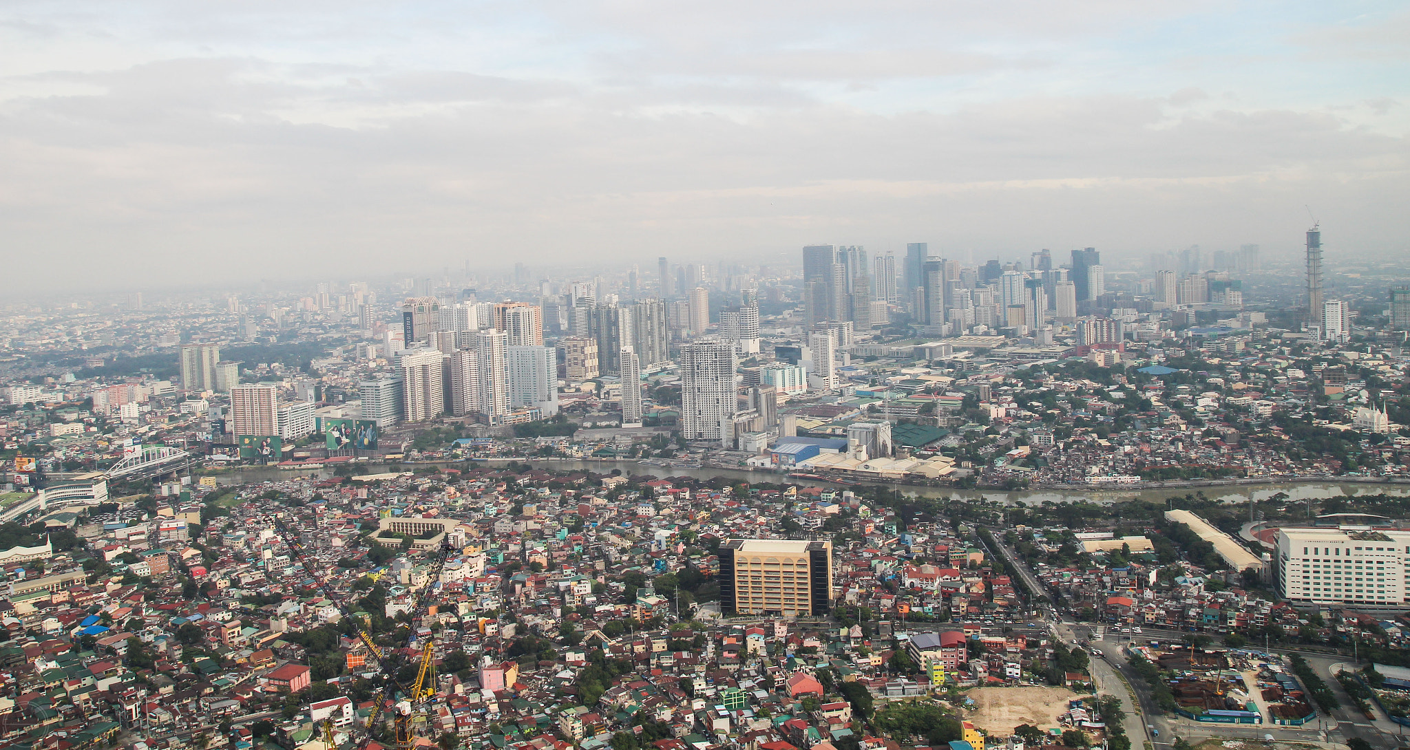 Tamron SP AF 17-50mm F2.8 XR Di II LD Aspherical (IF) sample photo. Metro manila iii photography