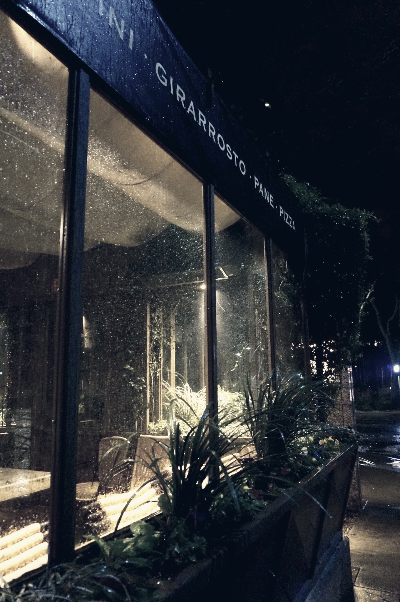 Sony Alpha NEX-6 sample photo. Ristorante photography