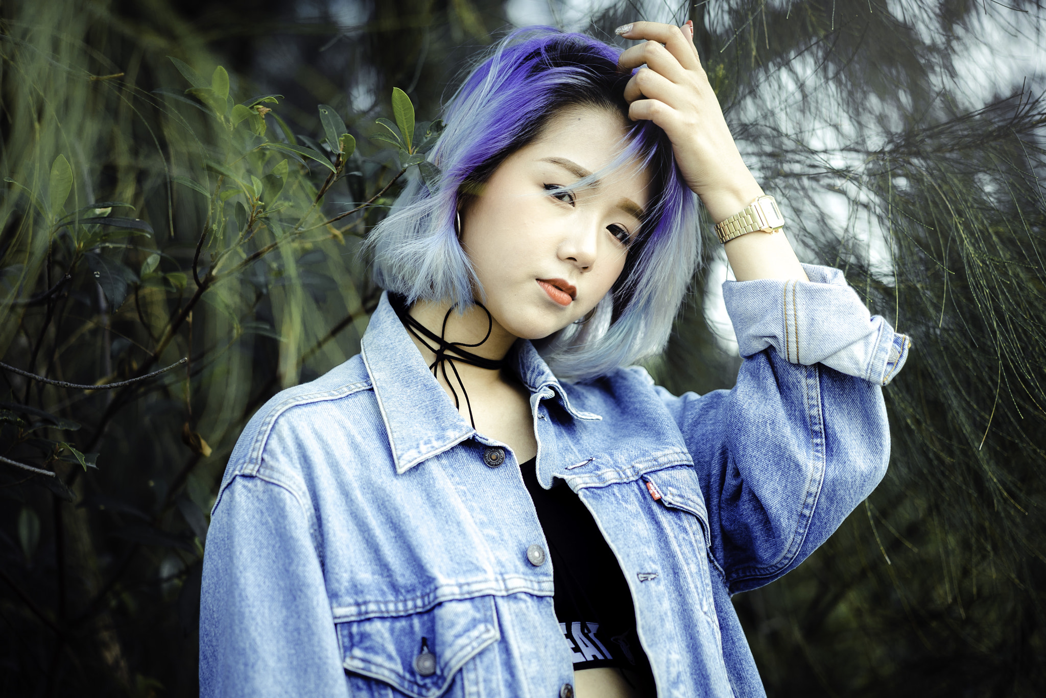 Sony a7S II + Sony Sonnar T* FE 55mm F1.8 ZA sample photo. Blue hair girl photography