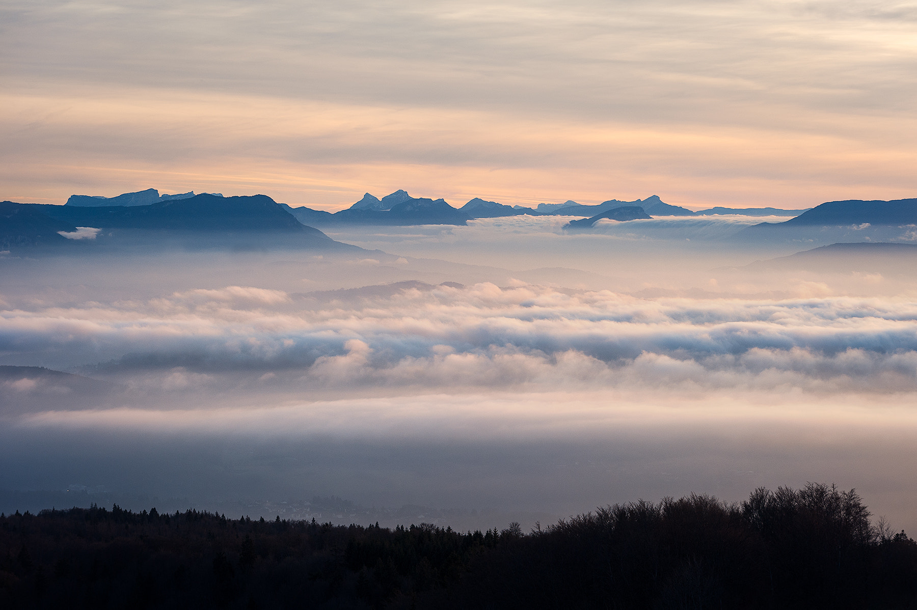 Nikon AF-S Nikkor 70-200mm F4G ED VR sample photo. Land of mist ii photography