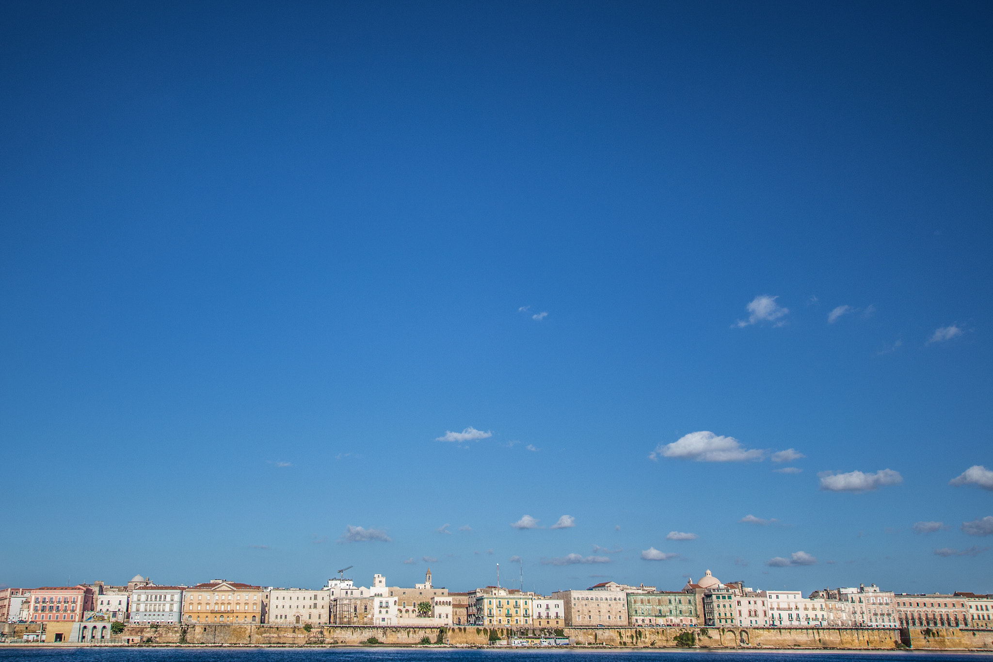 Sigma 10-20mm F3.5 EX DC HSM sample photo. ''high ceiling'' photography