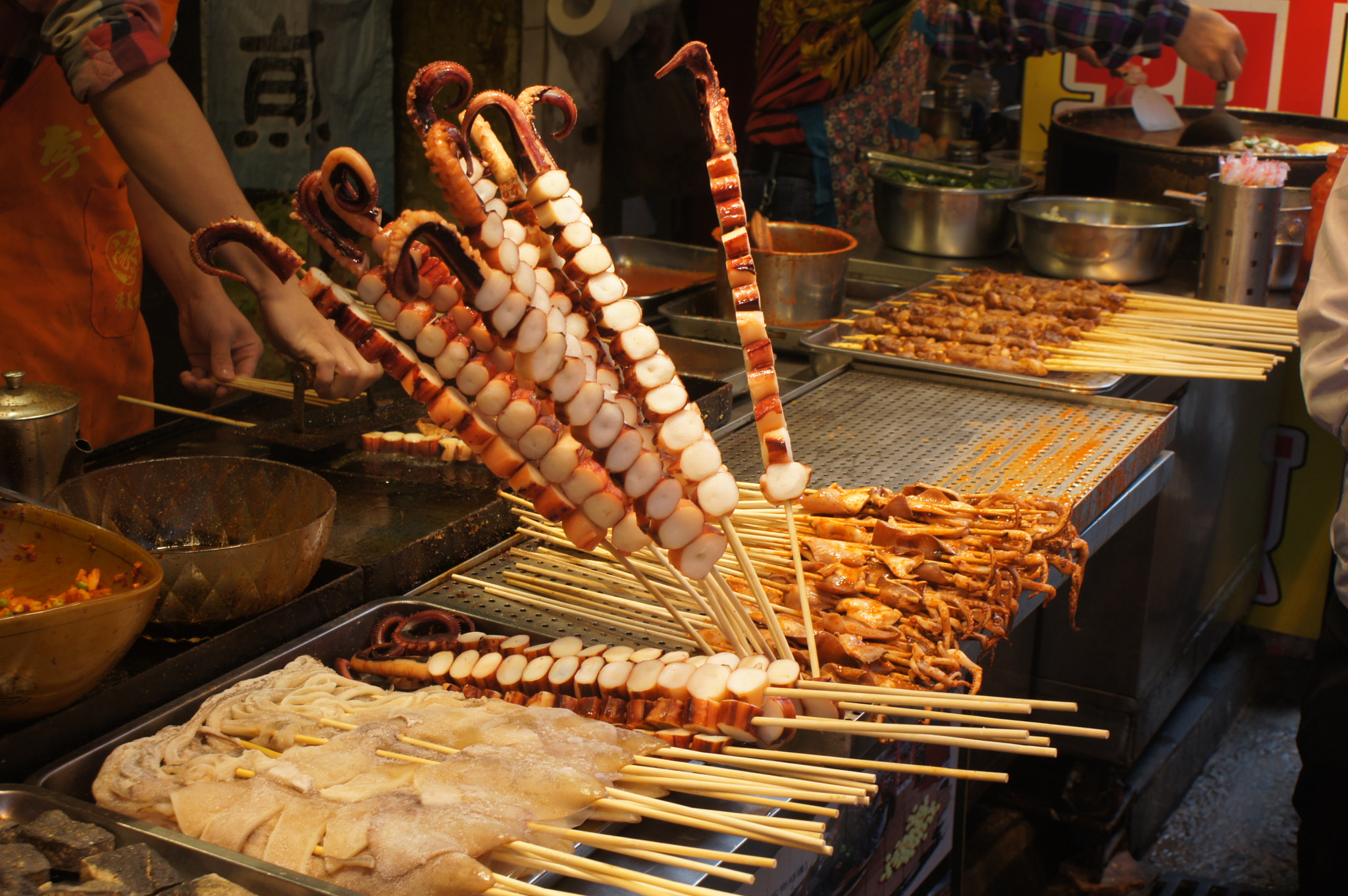 Sony Alpha DSLR-A550 sample photo. Street food photography