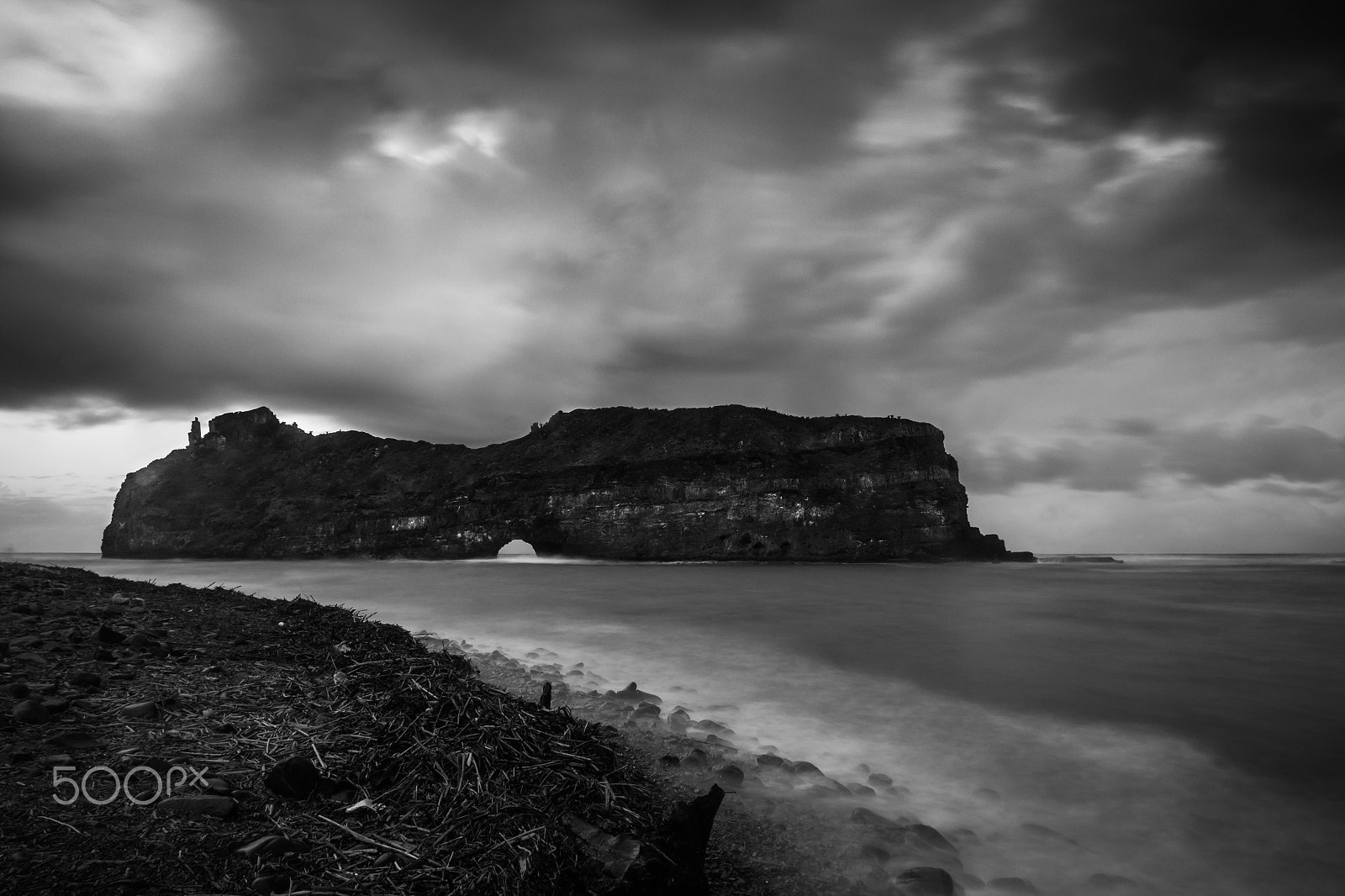 Canon EOS 600D (Rebel EOS T3i / EOS Kiss X5) sample photo. A wild coast storm photography