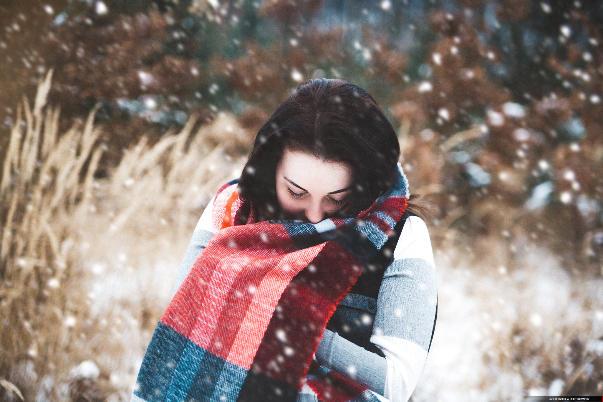Canon EOS 5D sample photo. Cold outside photography