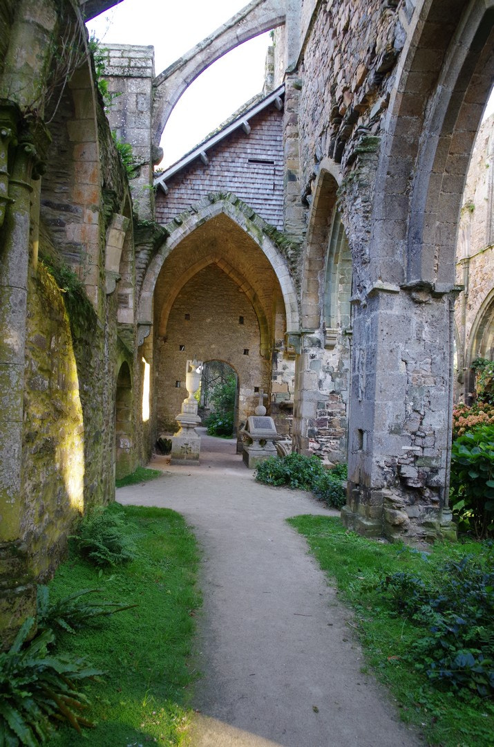 Pentax K-50 sample photo. Abbaye de beauport photography
