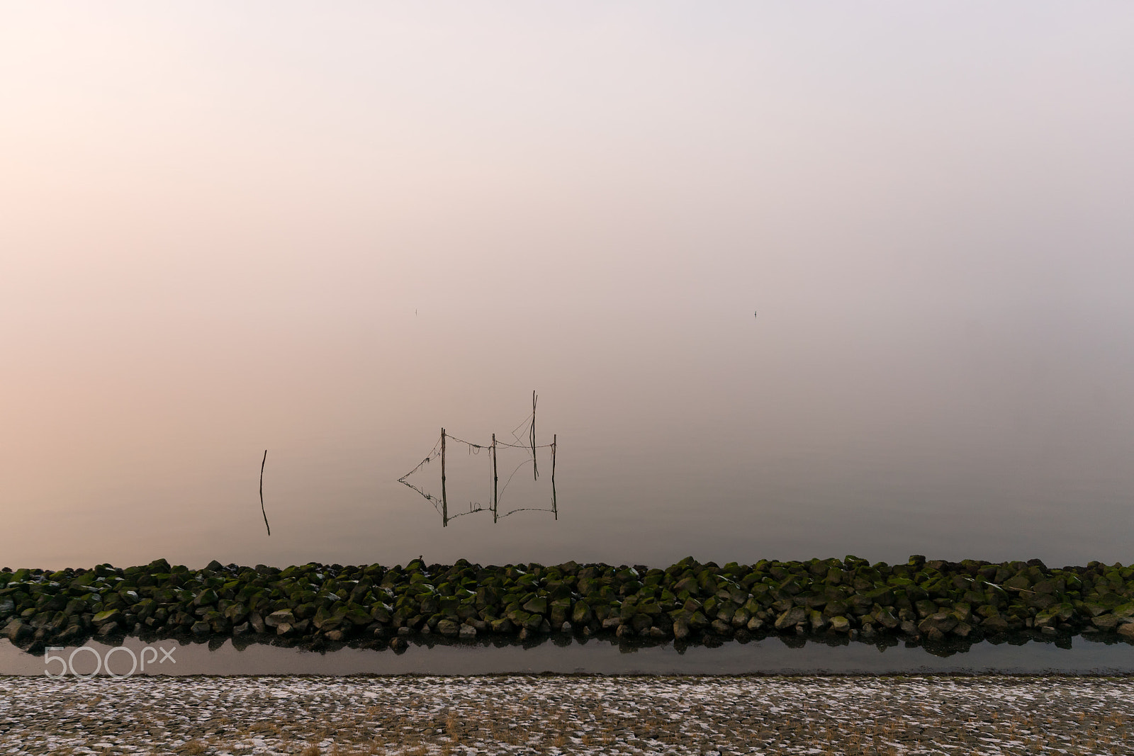 Sigma AF 10-20mm F4-5.6 EX DC sample photo. Fyke nets in the fog (wide) photography