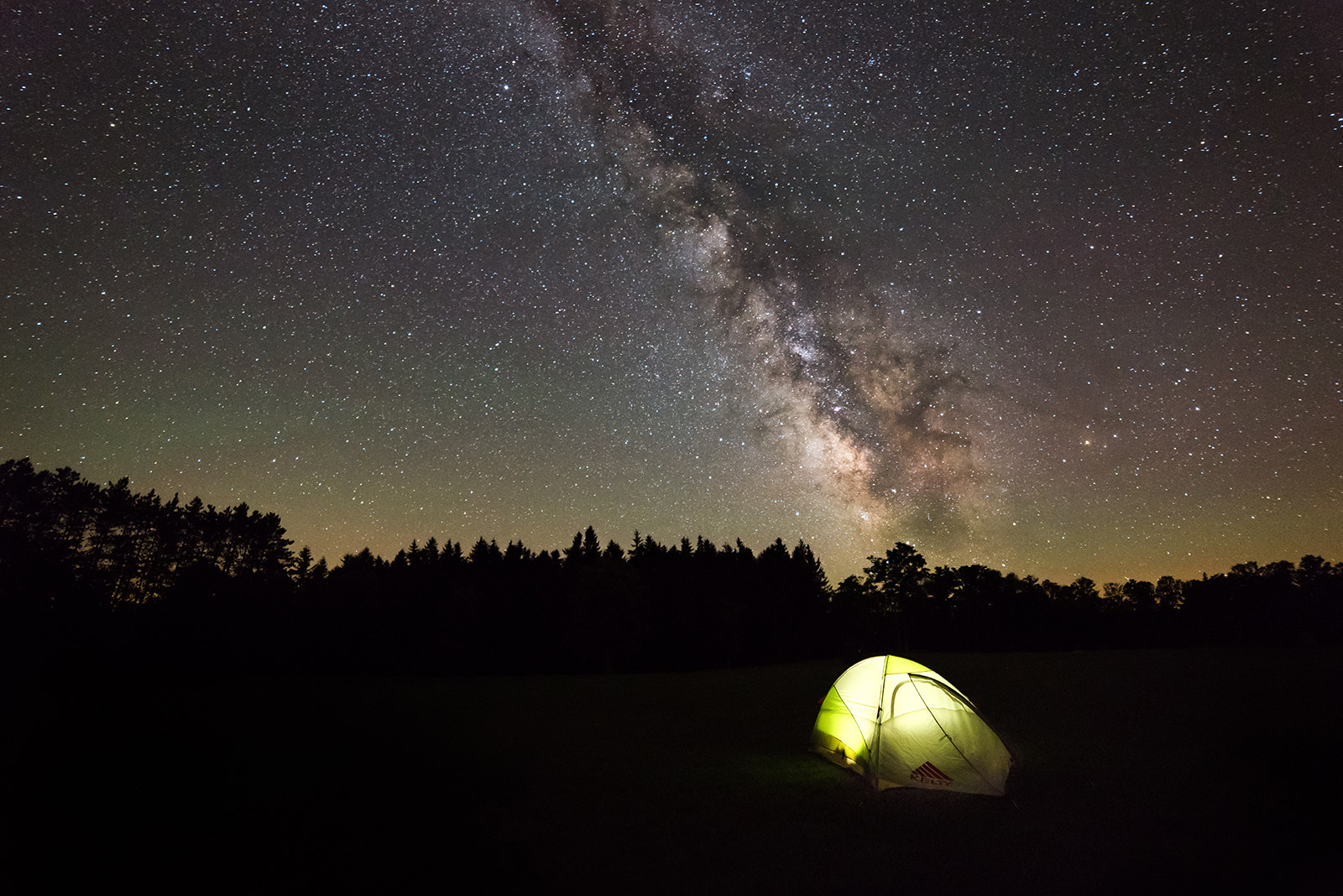 Samyang 14mm F2.8 ED AS IF UMC sample photo. Camping under the stars photography