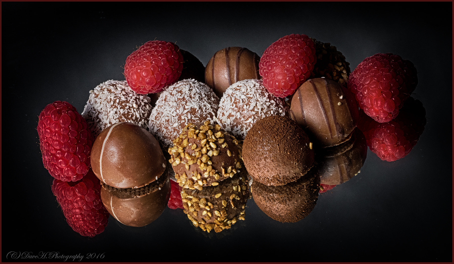 Olympus M.Zuiko Digital ED 75mm F1.8 sample photo. Chocolate & raspberries photography