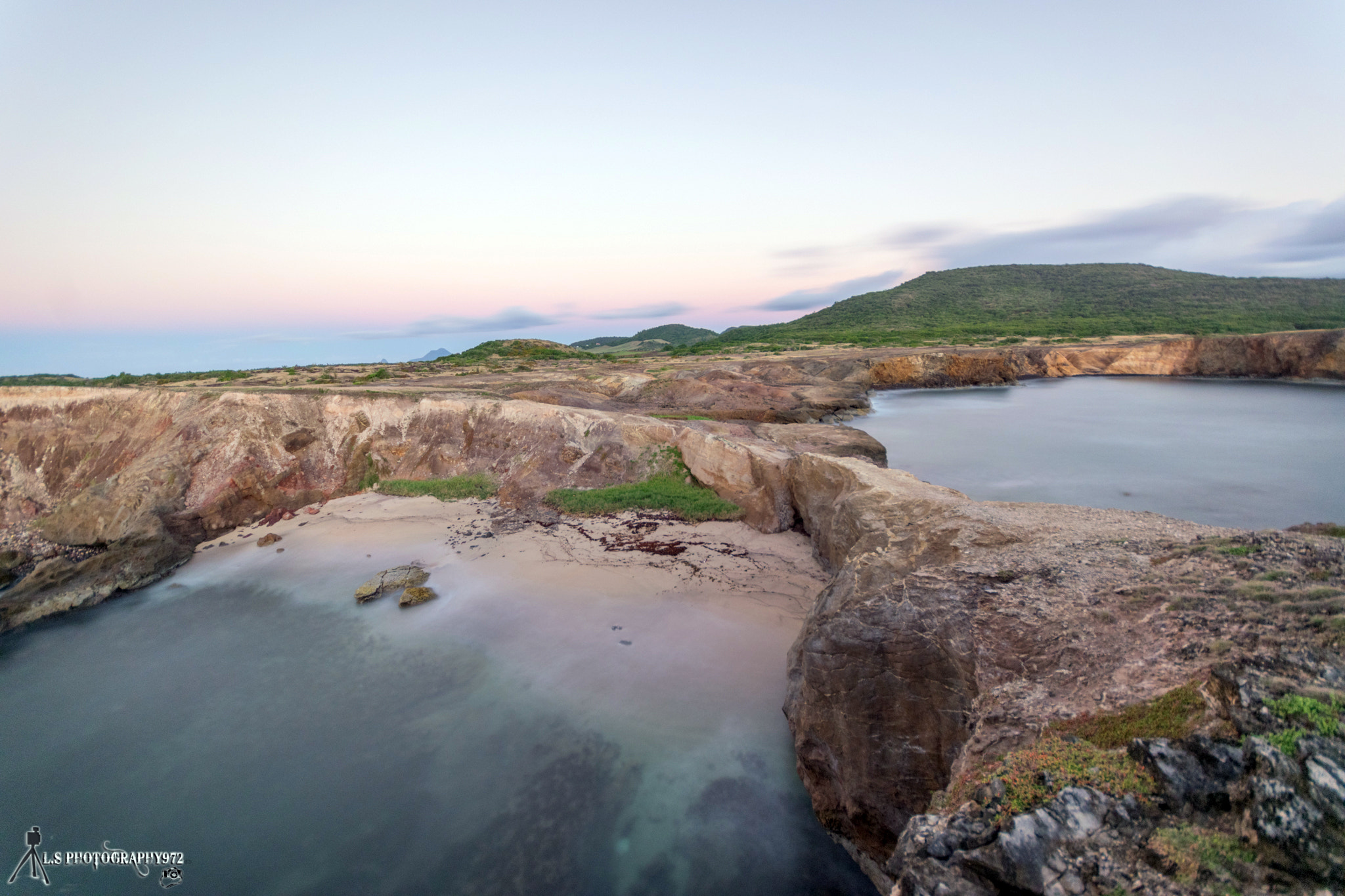 Sigma 10-20mm F4-5.6 EX DC HSM sample photo. Morning color photography