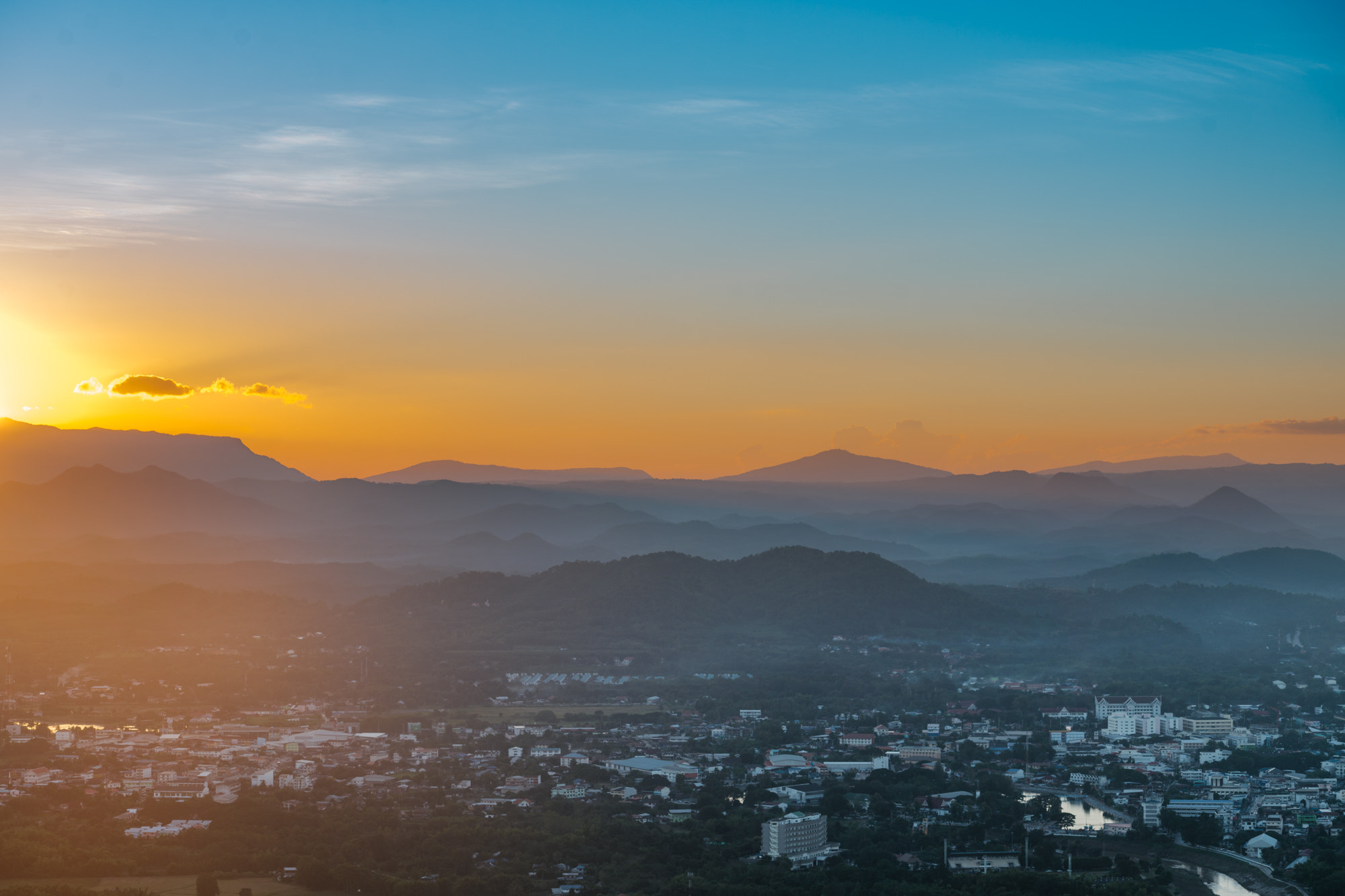 Nikon AF-Nikkor 80-200mm F2.8D ED sample photo. Phu-bo-bid / loie / thailand photography