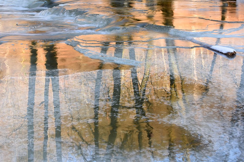 AF Zoom-Nikkor 35-70mm f/2.8D N sample photo. Icy creek photography