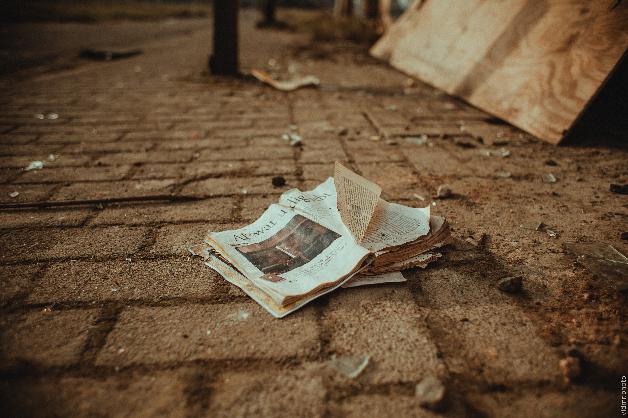 Canon EF 28mm F1.8 USM sample photo. Doel - the abandoned town photography