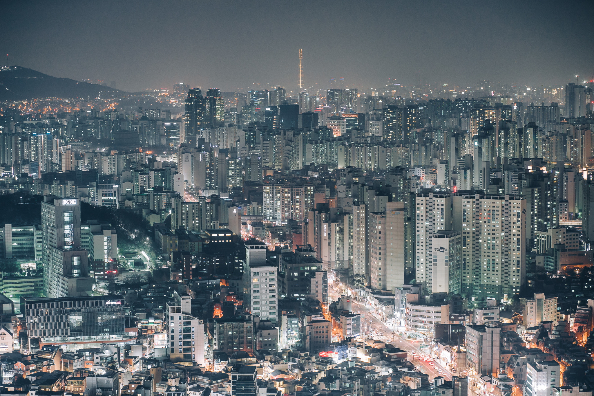 Canon EF 85mm F1.8 USM sample photo. Gangnam is that way photography