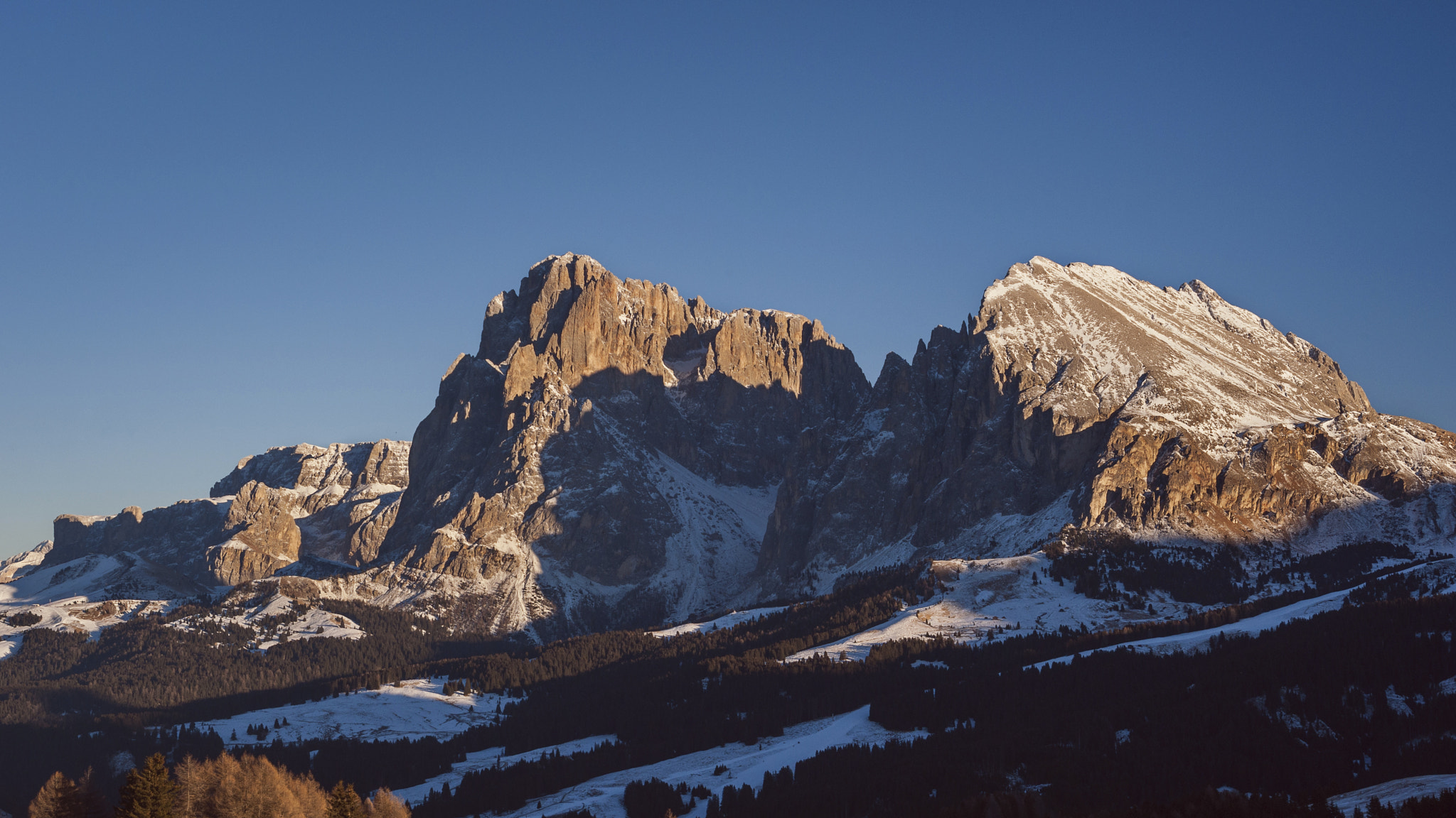 AF Zoom-Nikkor 28-85mm f/3.5-4.5 sample photo. Dolomites photography