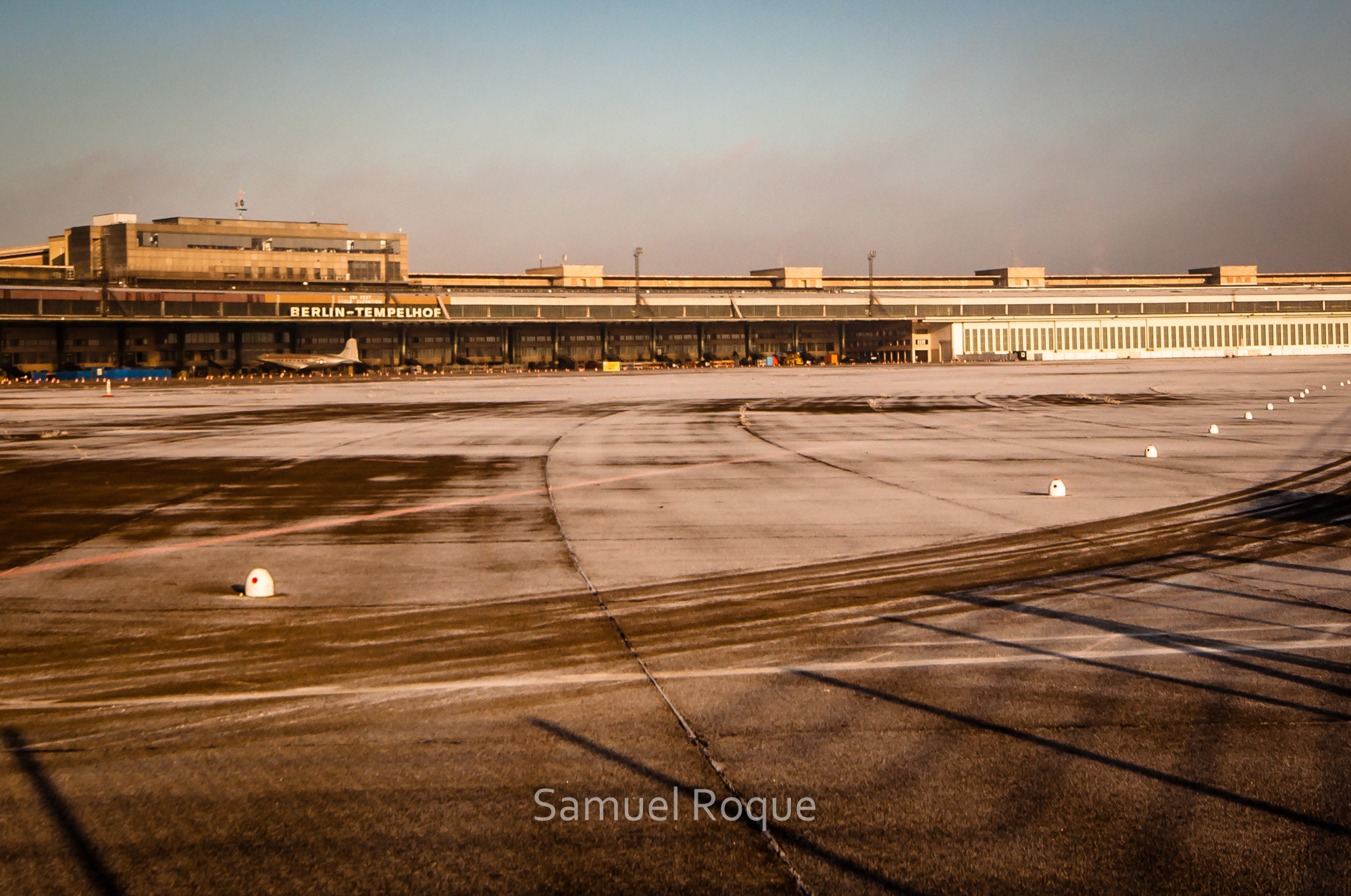 Sigma 10-20mm F4-5.6 EX DC HSM sample photo. Berlin - tempelhof photography