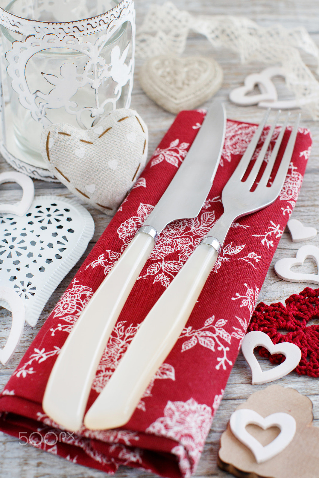 Canon EOS 650D (EOS Rebel T4i / EOS Kiss X6i) + Canon EF 50mm F1.2L USM sample photo. Valentine day table setting photography