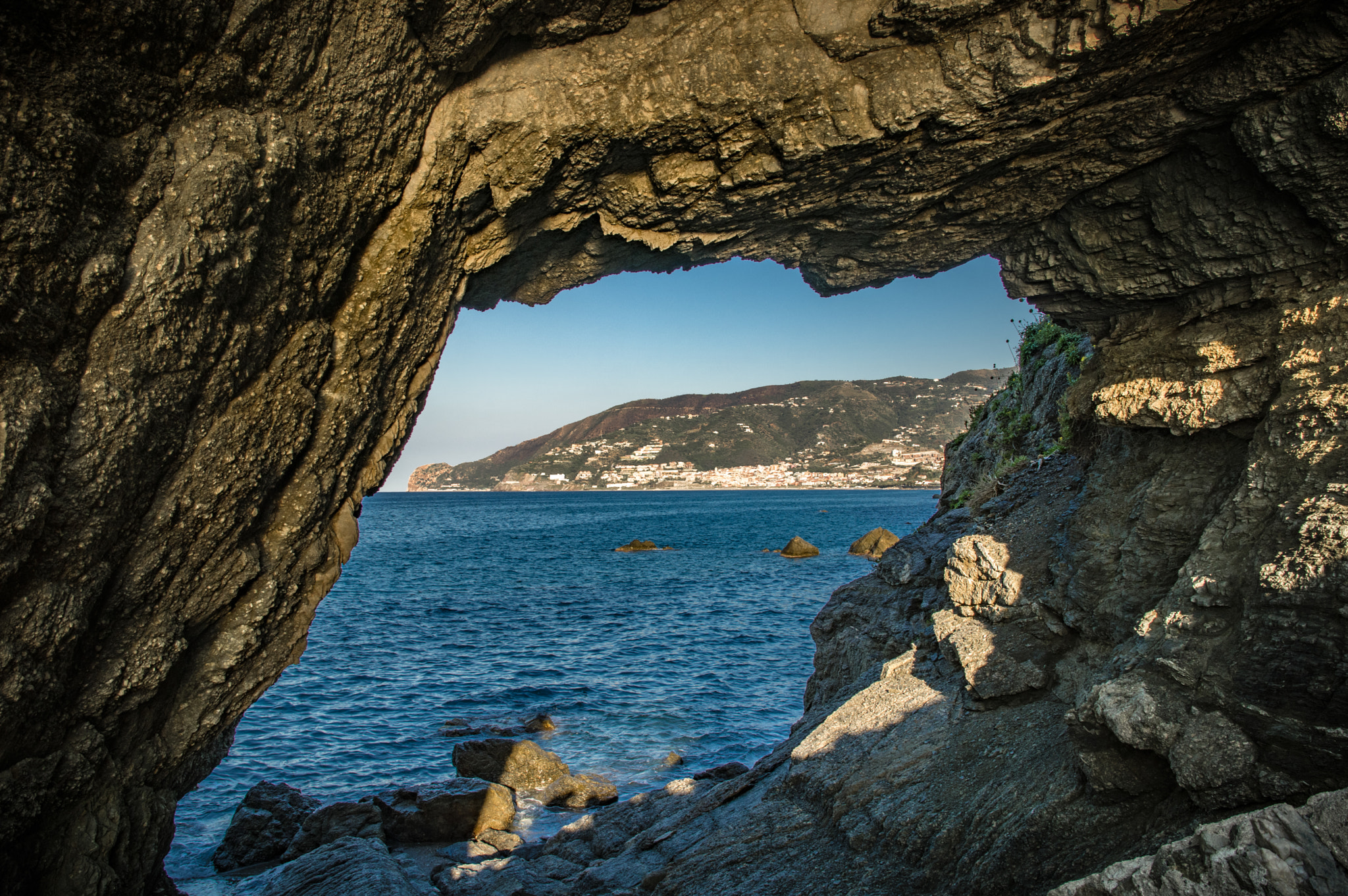 SIGMA 17-70mm F2.8-4 DC MACRO OS HSM C013 sample photo. Sicily coast  photography