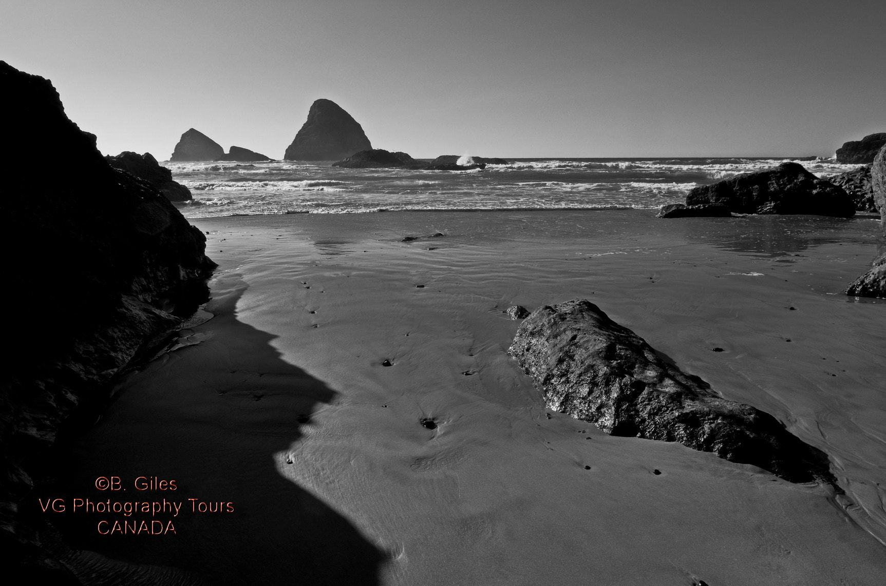 Pentax smc DA 15mm F4 ED AL Limited sample photo. Oregon sea stacks photography