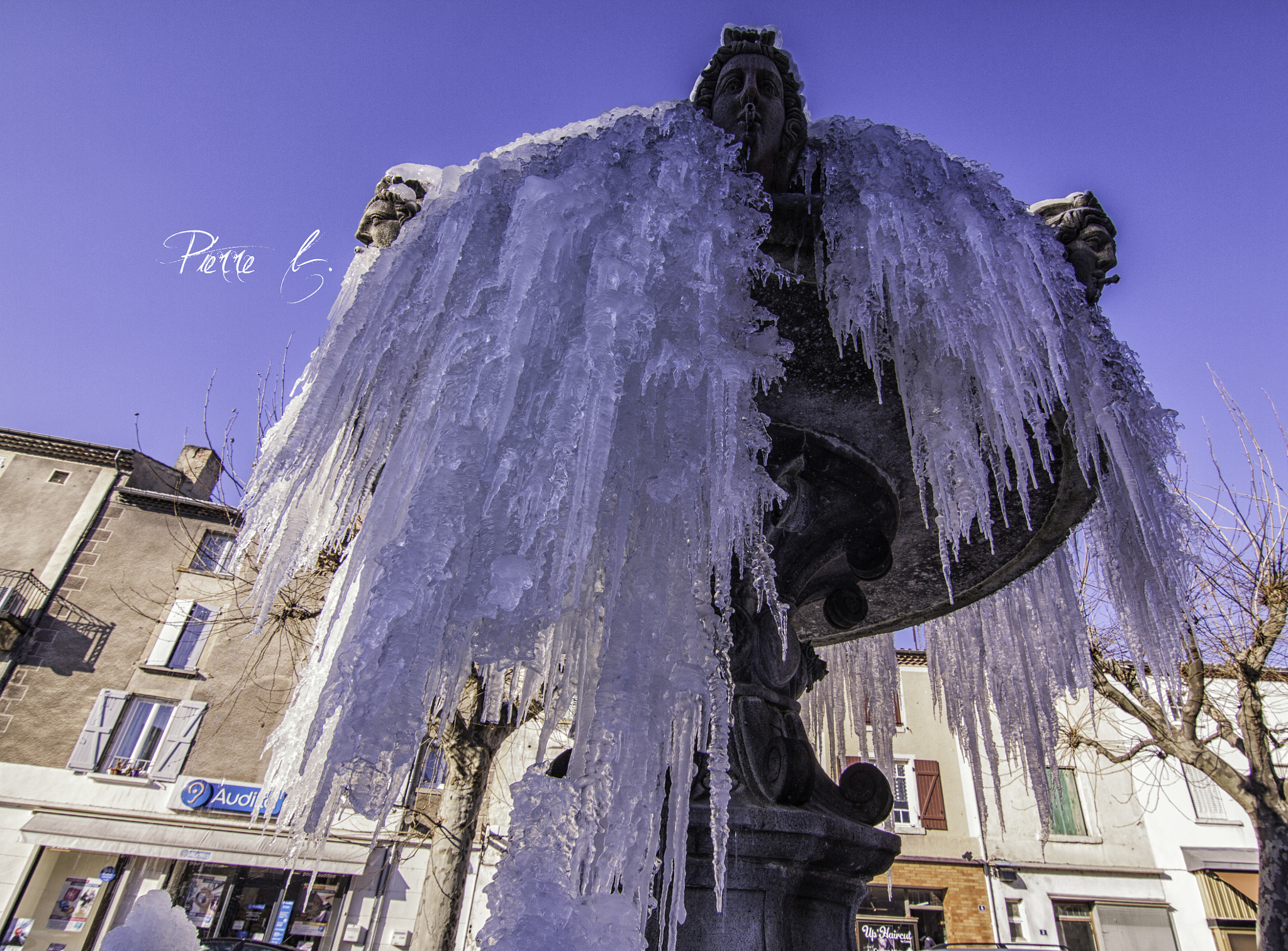 Canon EOS 50D sample photo. Iced fountain photography