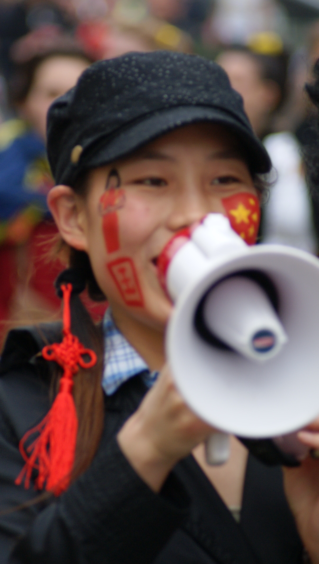 Minolta AF 70-210mm F4.5-5.6 [II] sample photo. Younger chinese revolution photography