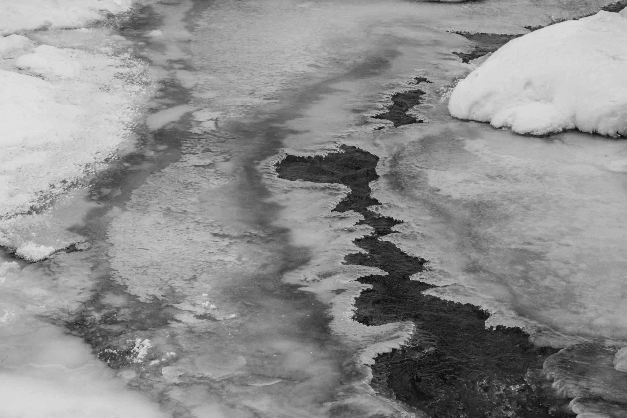 Canon EOS 760D (EOS Rebel T6s / EOS 8000D) sample photo. Ice structures photography