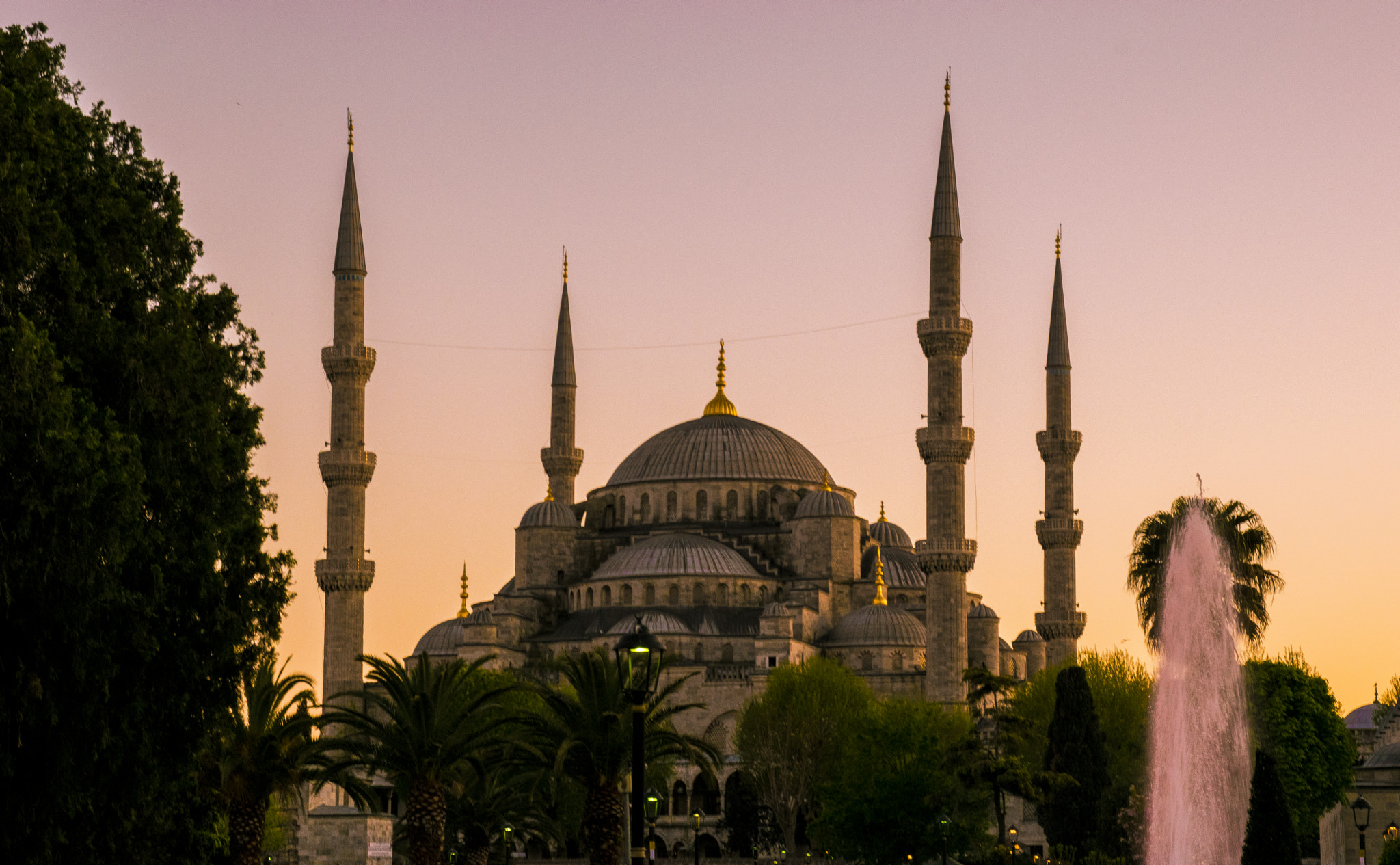 Sigma 17-70mm F2.8-4 DC Macro OS HSM sample photo. Sultanahmet photography
