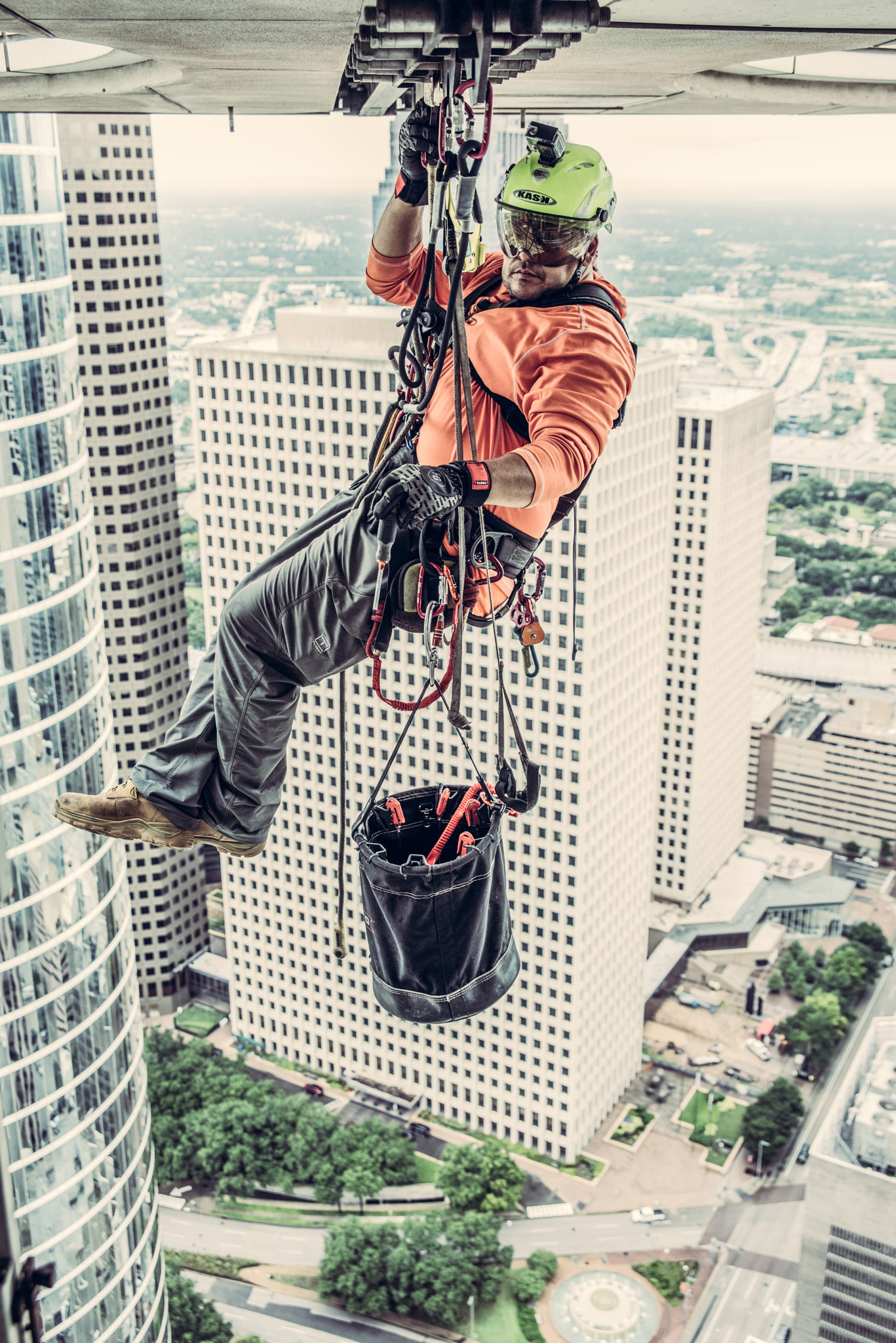 Sigma 24-70mm F2.8 EX DG HSM sample photo. Rope access technician photography
