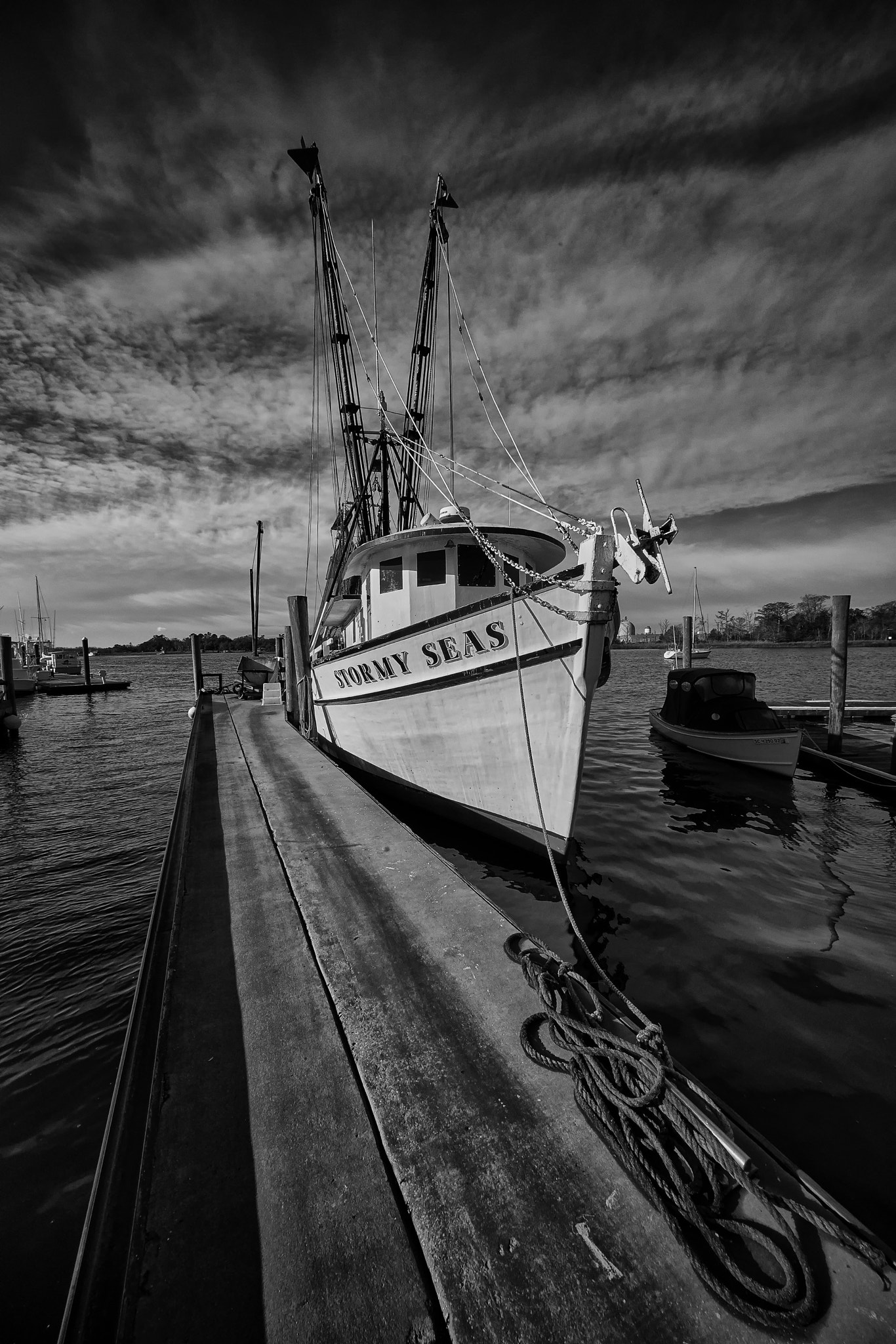 Sony a7R II + DT 40mm F2.8 SAM sample photo. Stormy seas photography