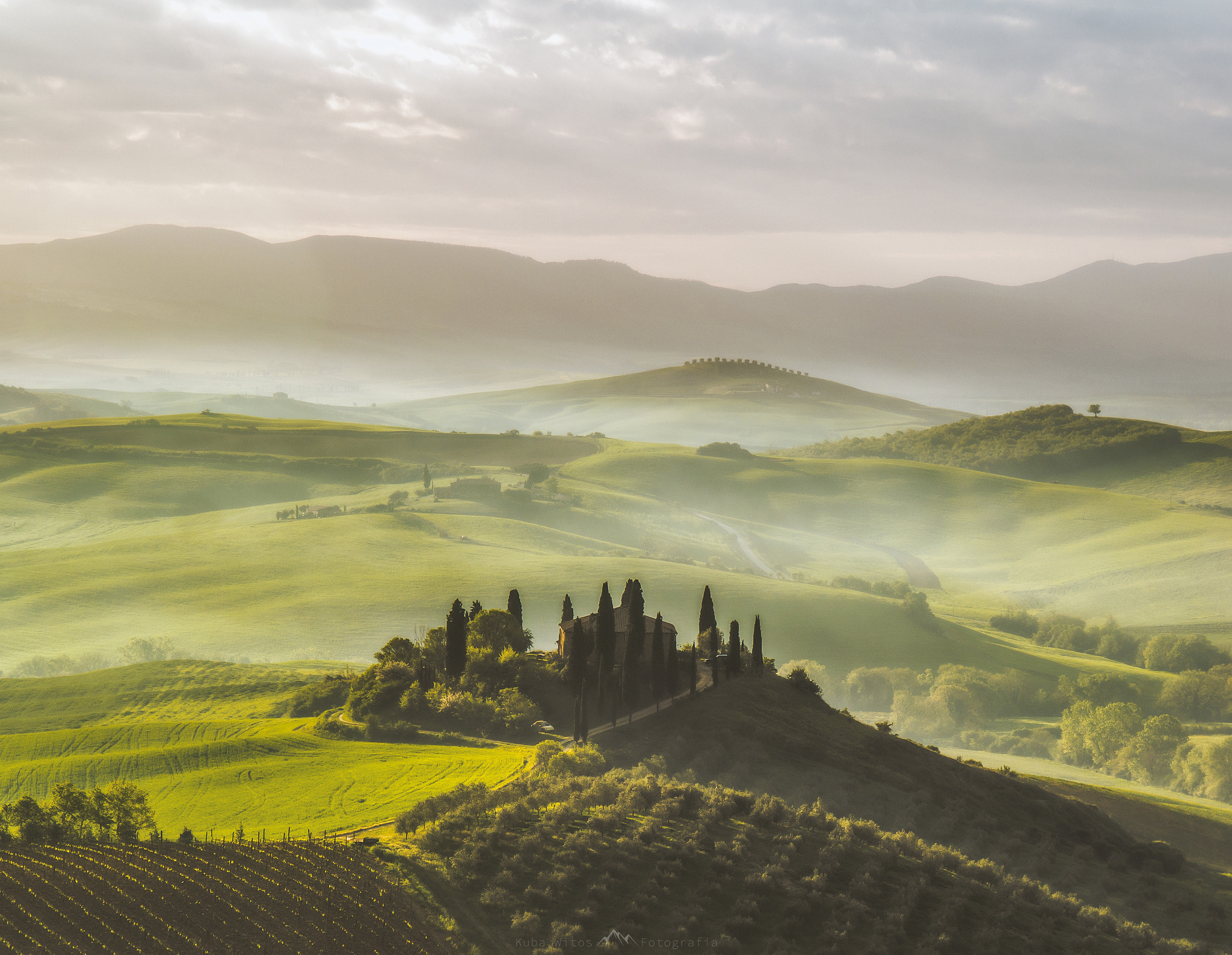 Samsung NX300 + Samsung NX 18-55mm F3.5-5.6 OIS sample photo. Belvedere-tuscany photography