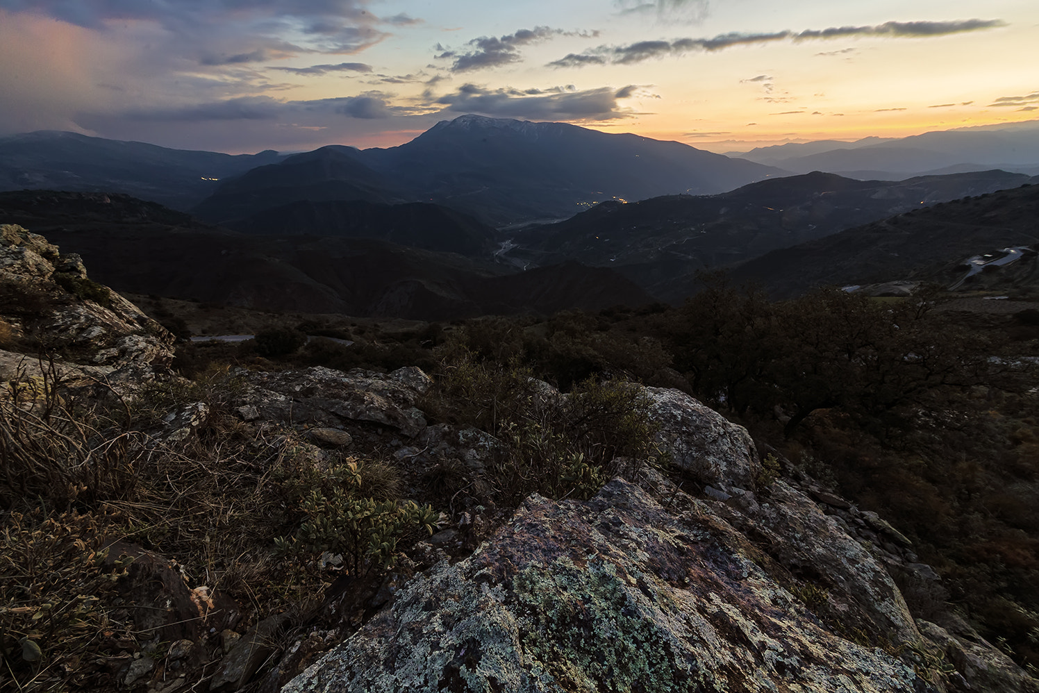 Canon EOS 5D Mark II + Sigma 12-24mm F4.5-5.6 II DG HSM sample photo. This afternoon photography