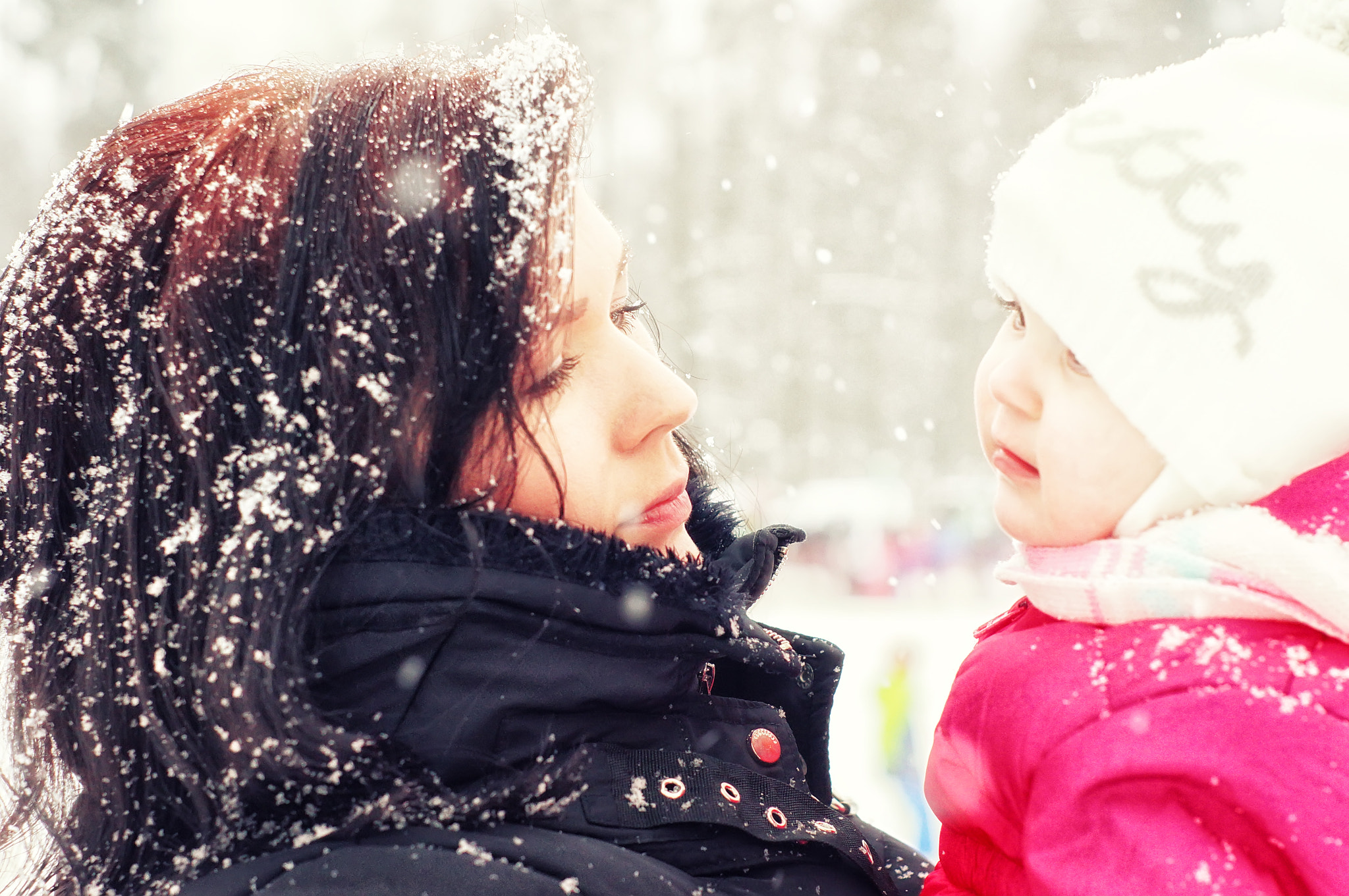 Sony SLT-A57 + Minolta AF 50mm F1.7 sample photo. Baby on the snow photography