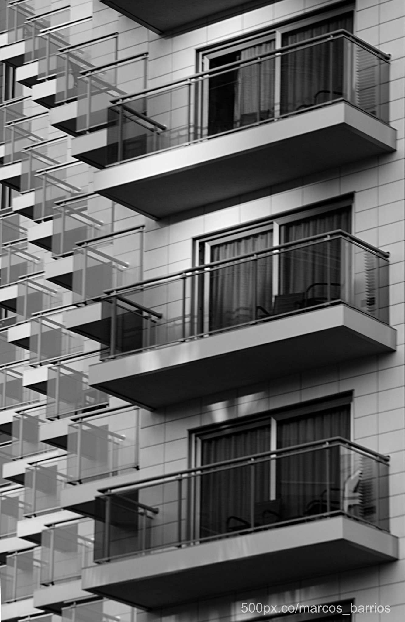 Sigma 70-300mm F4-5.6 APO DG Macro sample photo. Diagonal balcony photography