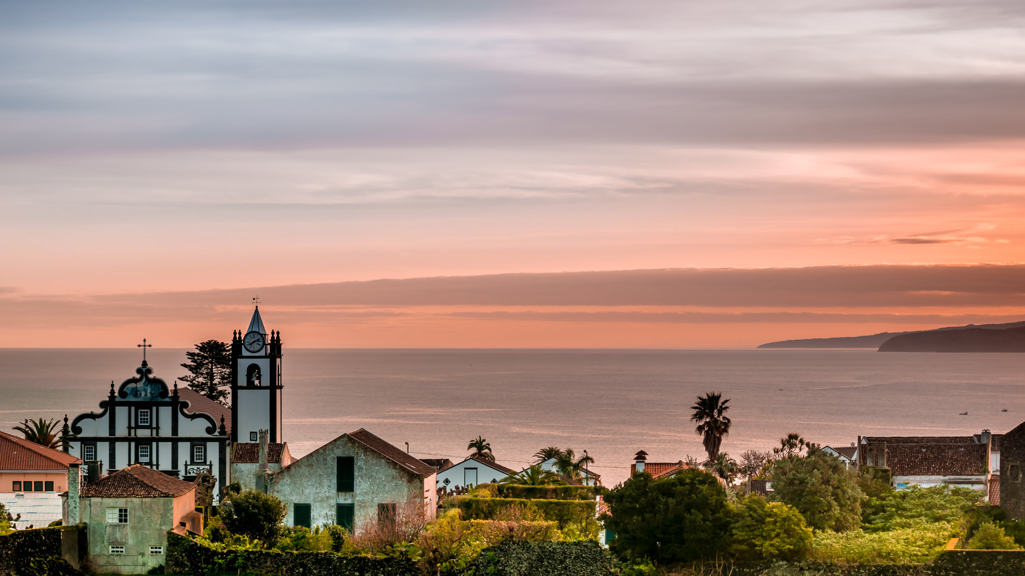 Nikon AF-S Nikkor 70-200mm F4G ED VR sample photo. Sunrise photography
