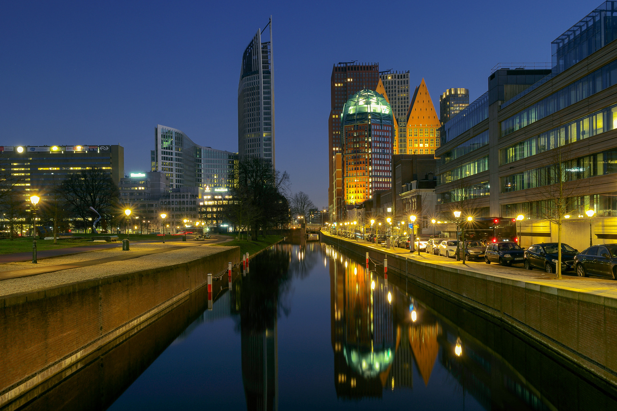 Saumsun NX 16-50mm F2-2.8 S ED OIS sample photo. The hague: the other skyline photography