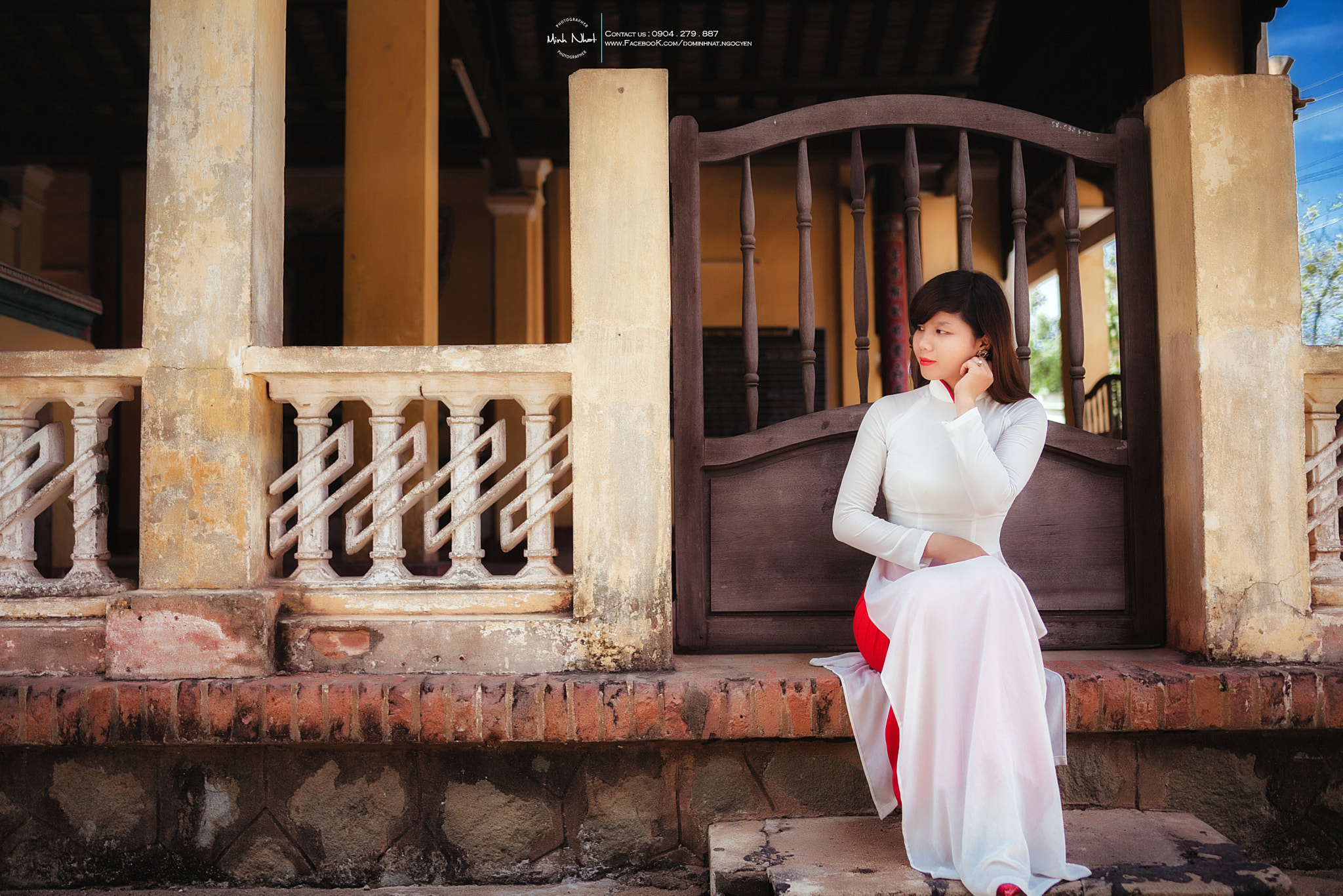 Canon EOS 5D Mark II + Tamron SP 35mm F1.8 Di VC USD sample photo. Ao dai viet nam photography